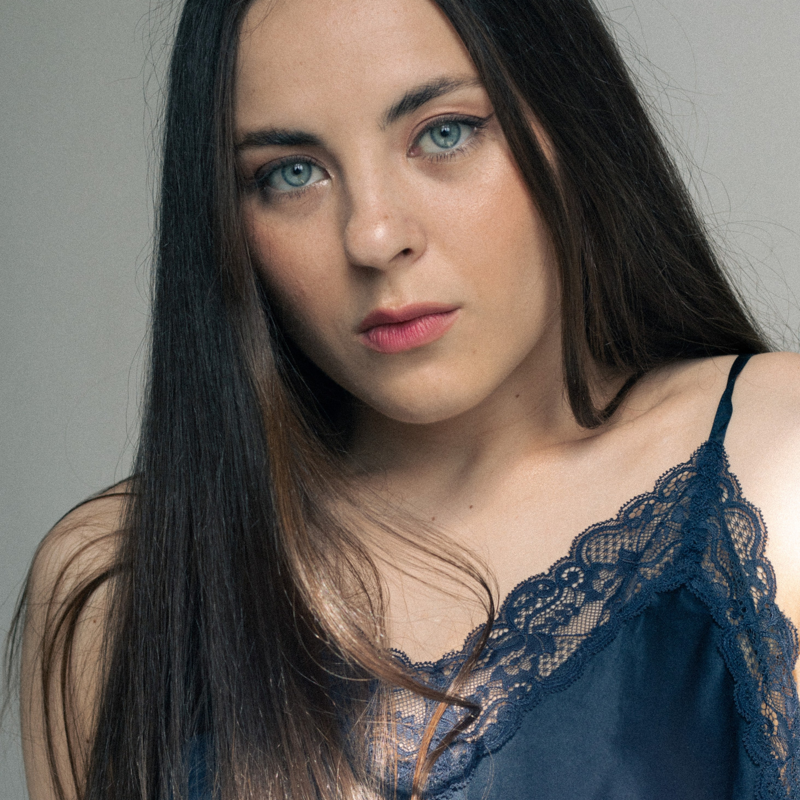 Елена в One More