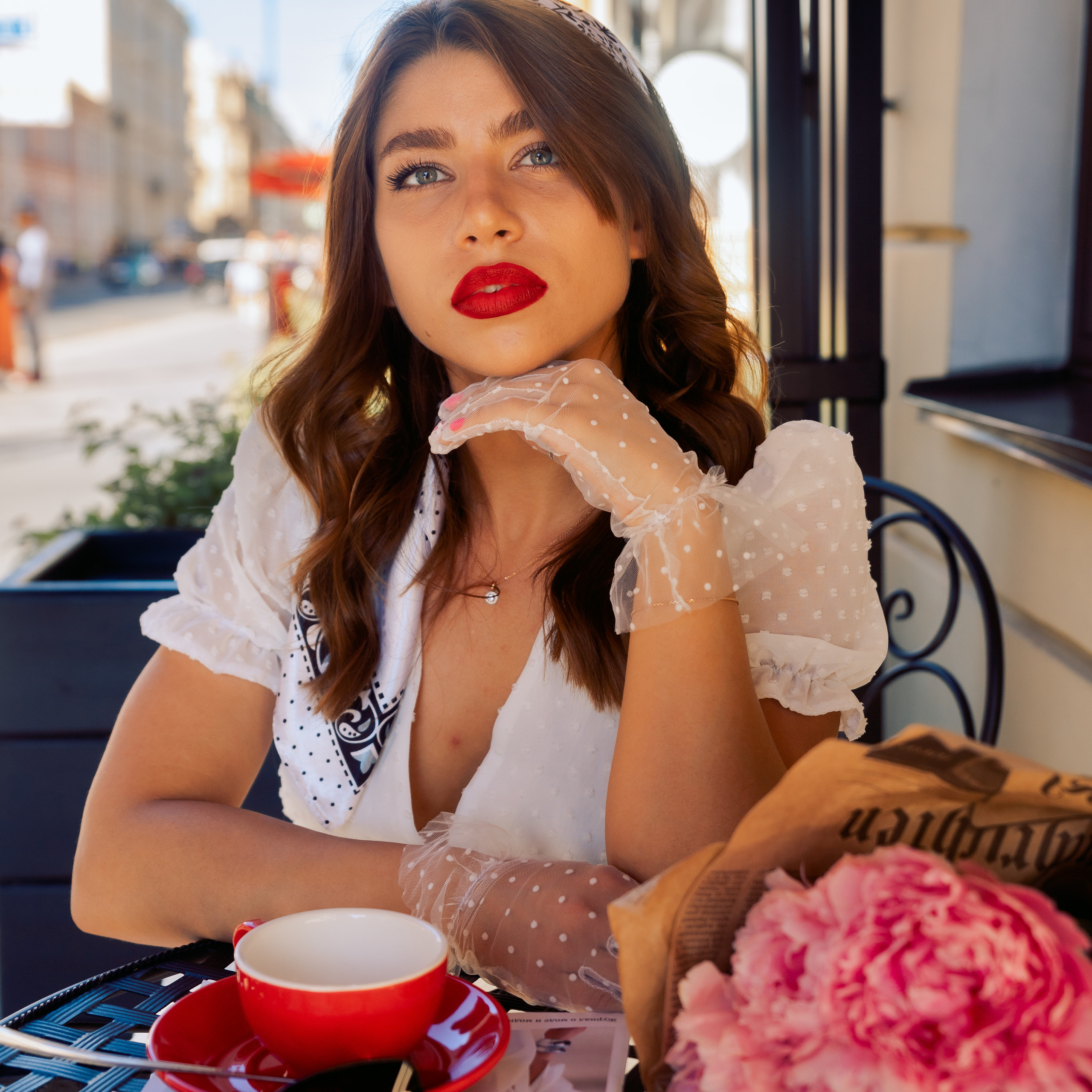 Пионы и кофе