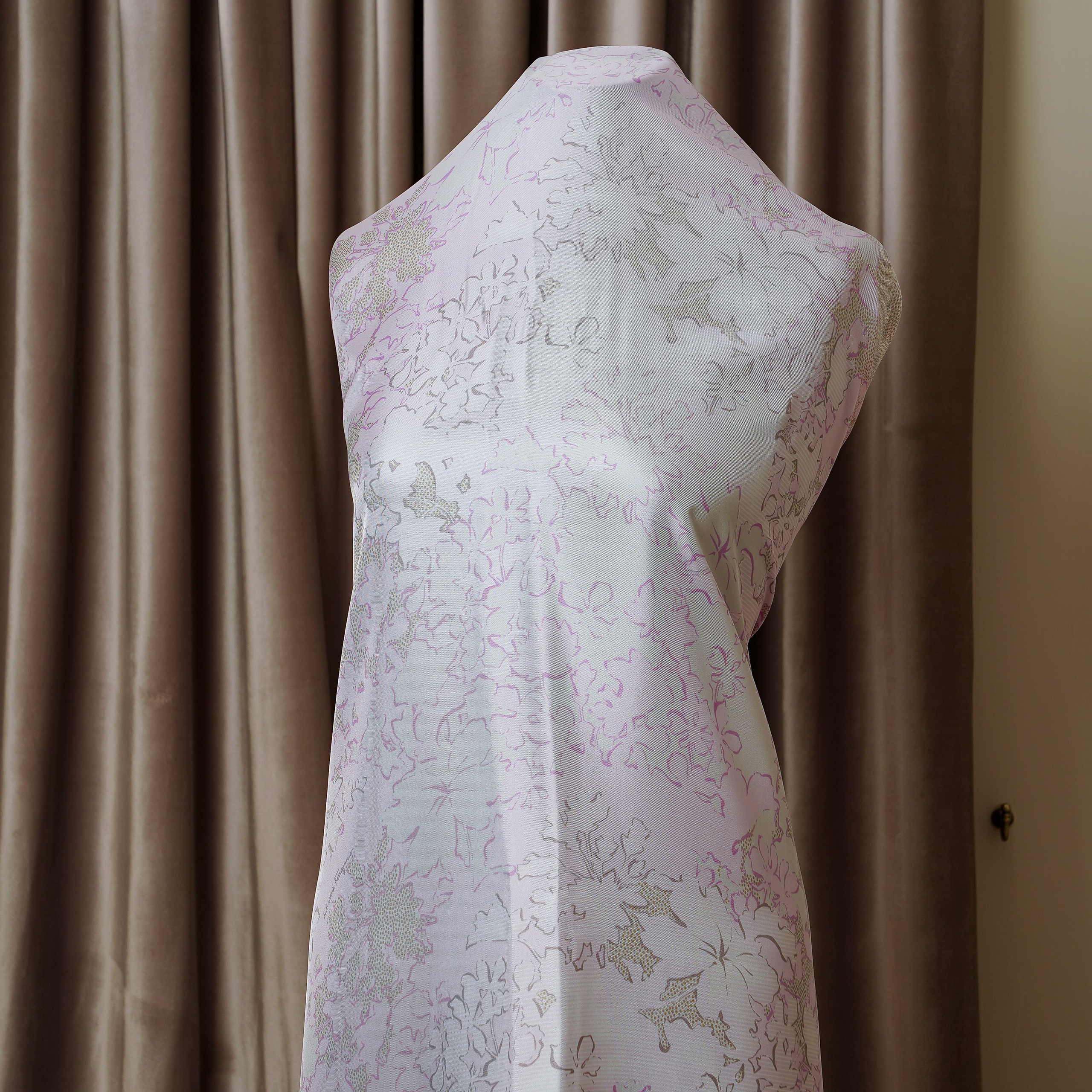 ШЕЛК - МК195 - ШИРИНА 1,40-1,50 - РОЗОВЫЙ - 7,4