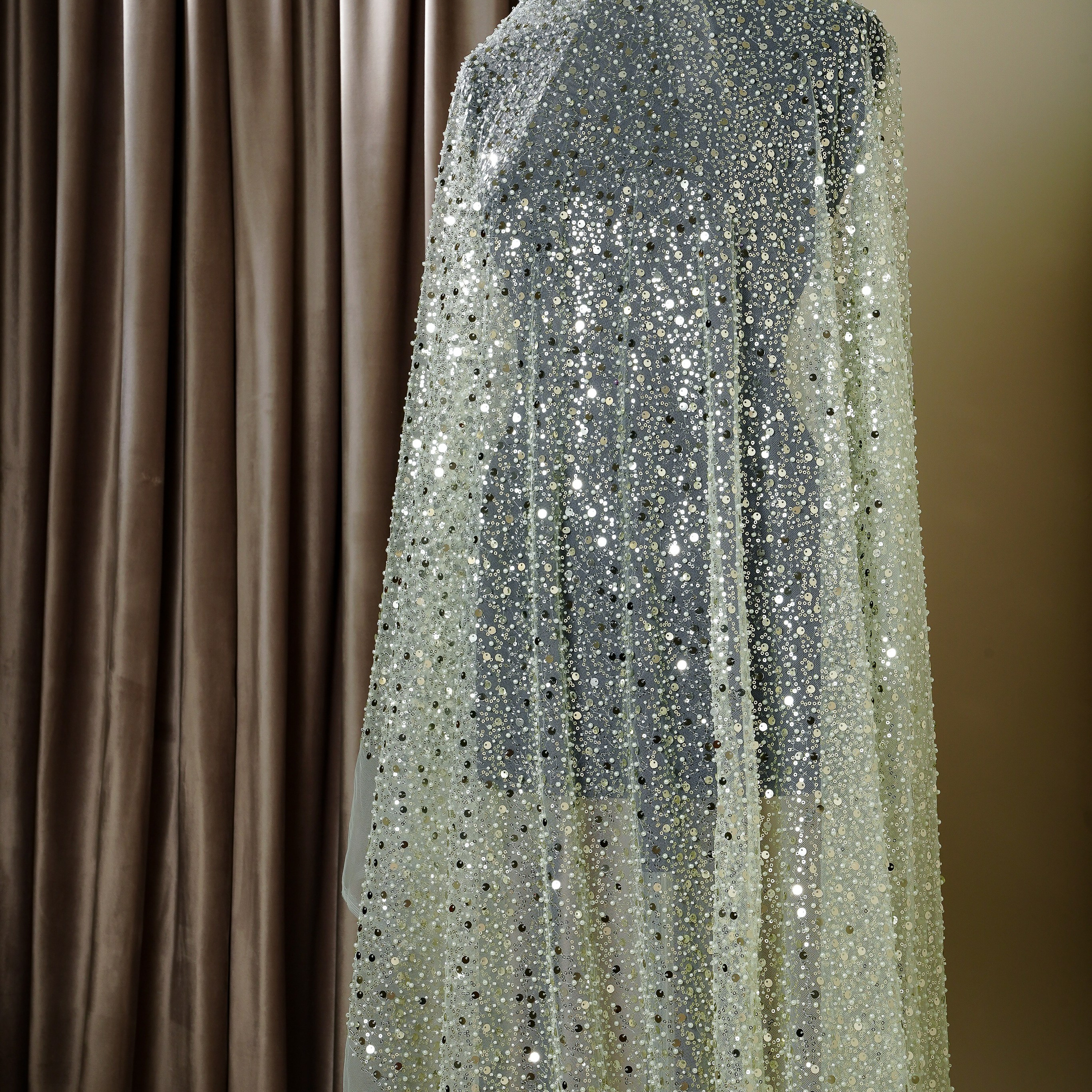 GEORGES HOBEIKA - LEBANON - TS351 - СЕТКА - ШИРИНА 1,50 - САЛАТОВЫЙ - 3,40 - 9000
