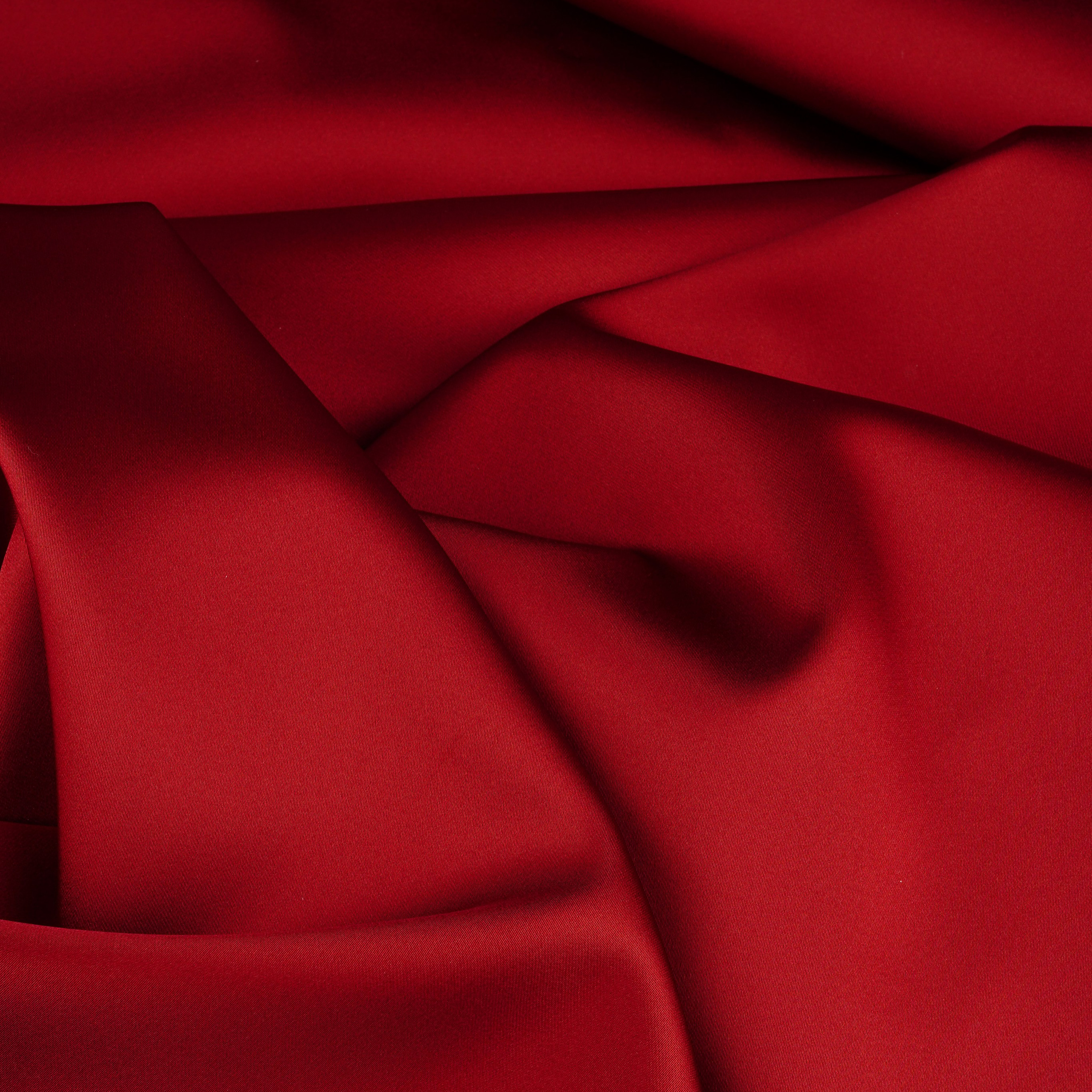 ПЕ185 - АТЛАС/СТРЕЙЧ - ШИРИНА 1,40  - БОРДО - SOLD OUT