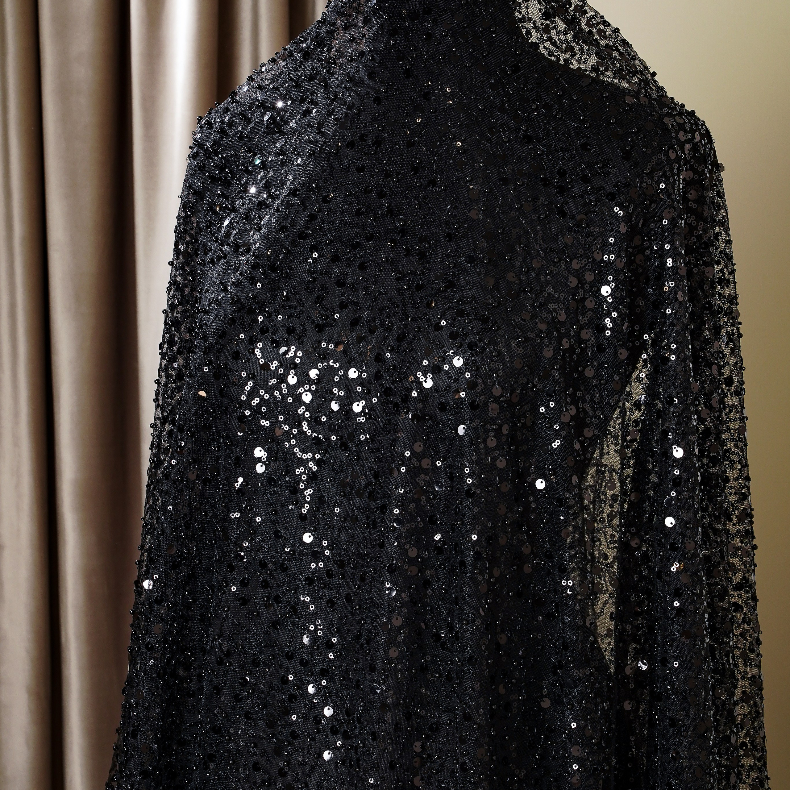 ZIAD NAKAD - LEBANON -  TS349 - ШИРИНА 1,50 - ЧЕРНАЯ - 3,70