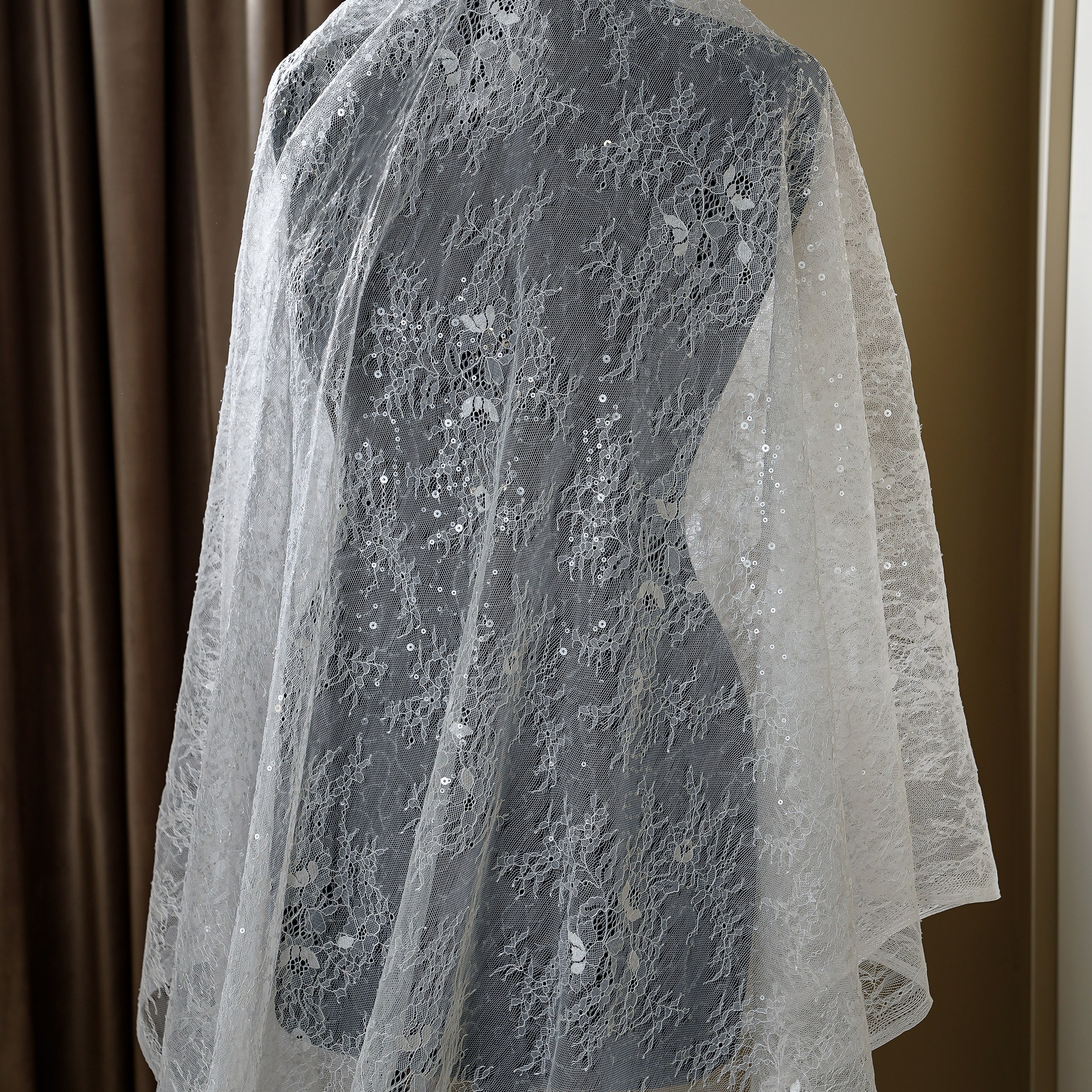 VALENTINO - TPRES346 - КРУЖЕВО ШАНТИЛЬИ -  FRANCE - ШИРИНА 1,50 - БЕЛЫЙ - 5,65