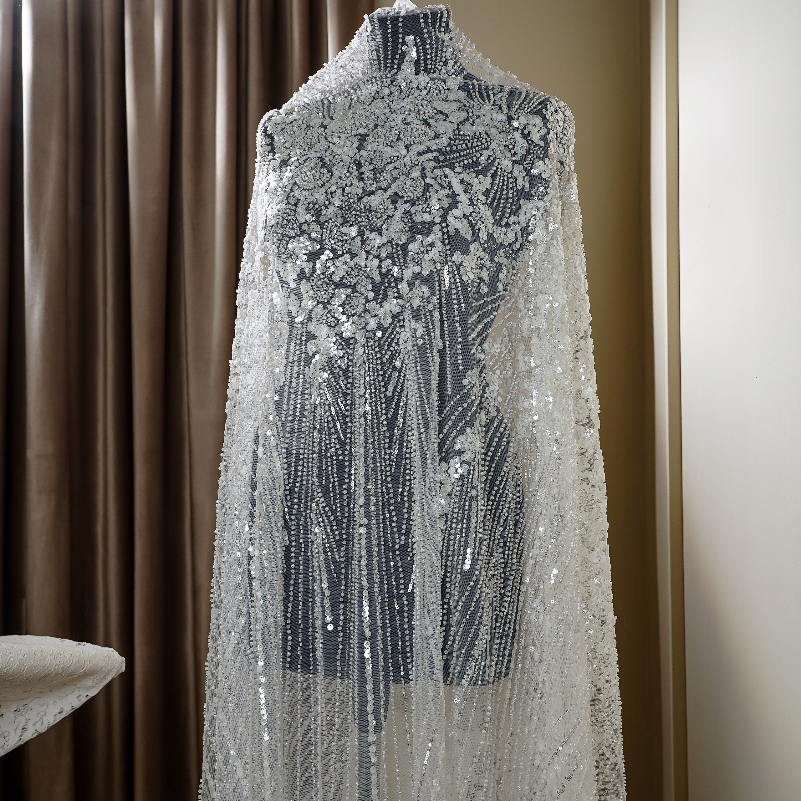 ELIE SAAB - LEBANON -  ТК223 - ШИРИНА 1,35 - БЕЛЫЙ - 4 - 22000