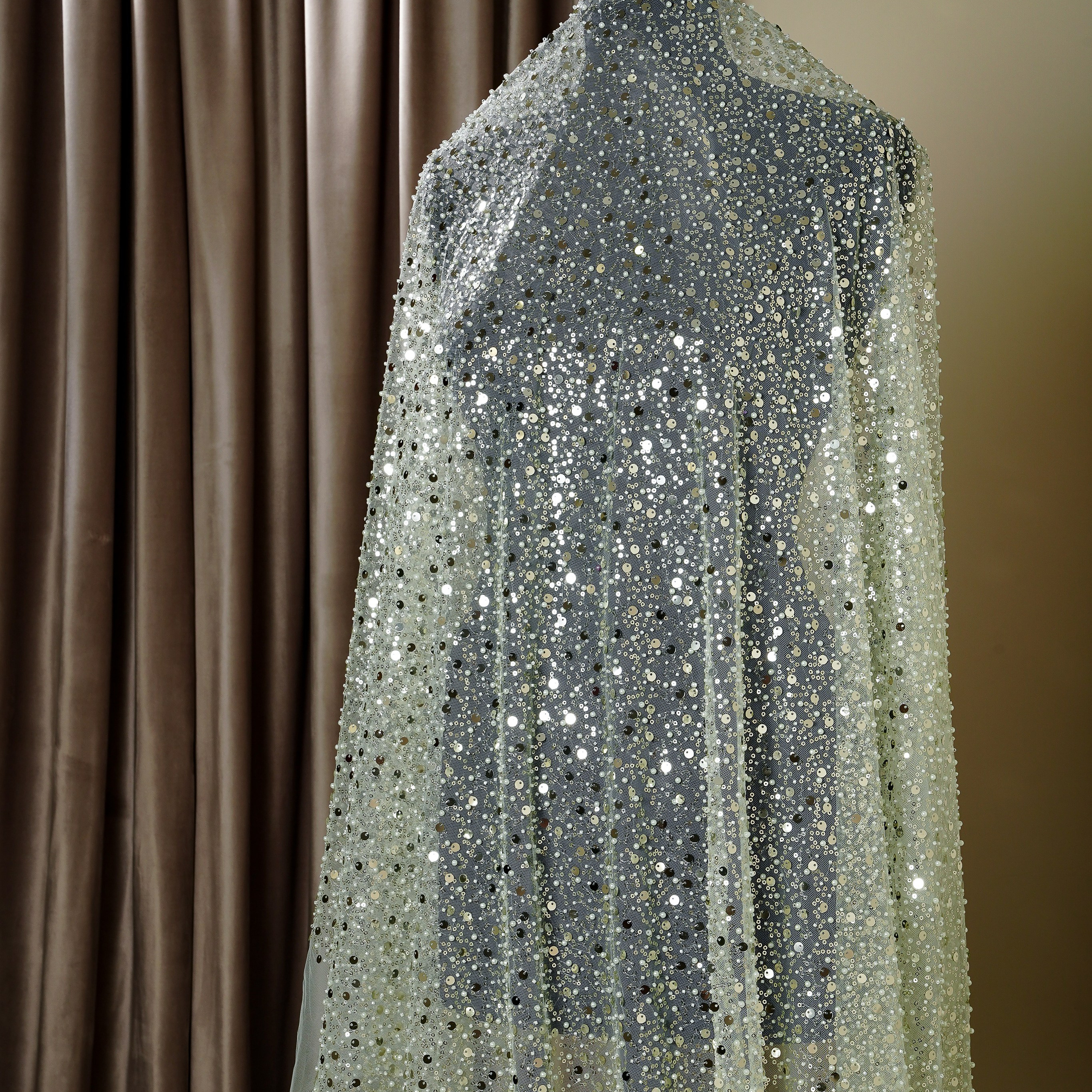 GEORGES HOBEIKA - LEBANON - TS351 - СЕТКА - ШИРИНА 1,50 - САЛАТОВЫЙ - 3,40