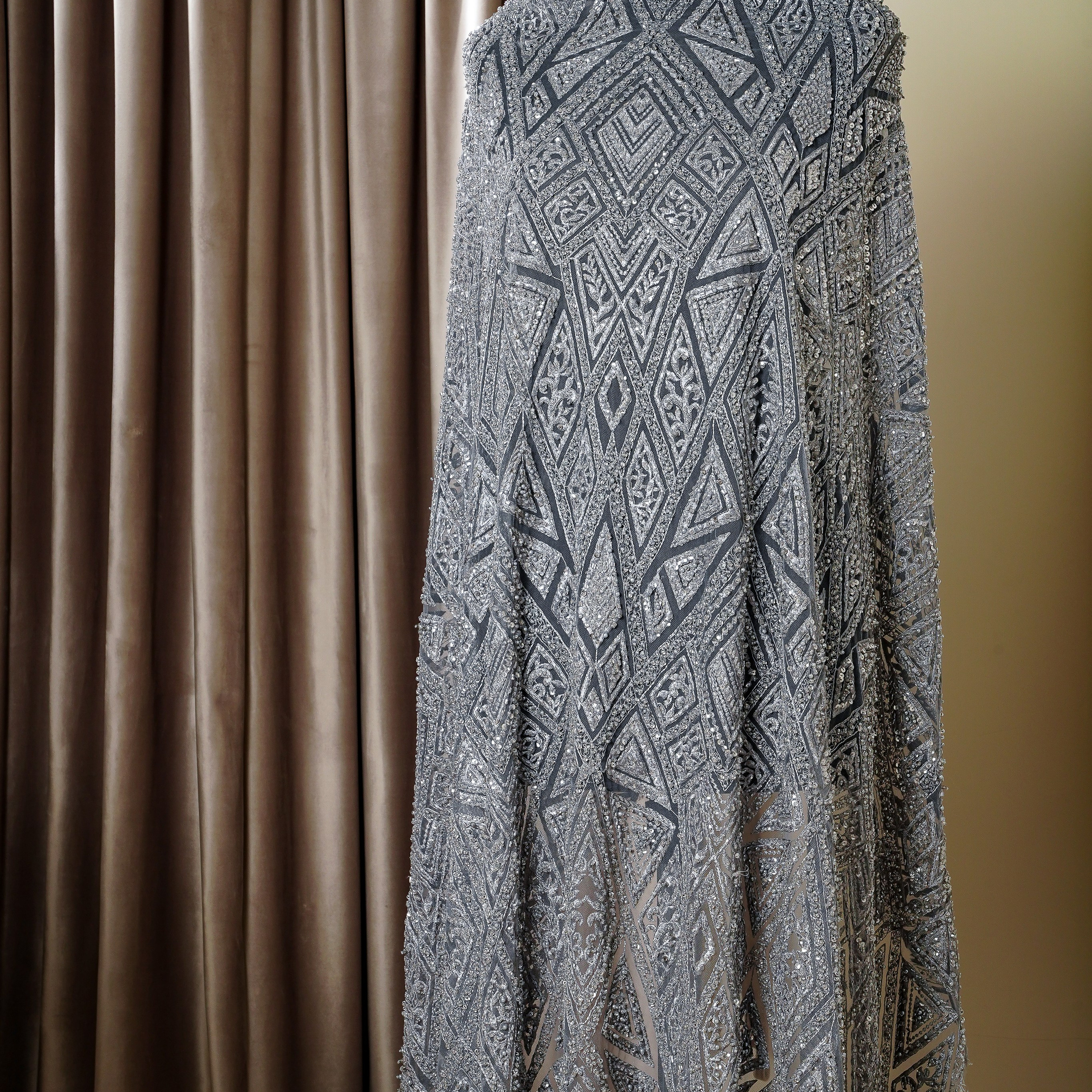 BERTA - T37 - ШИРИНА 1,20 - СЕРЕБРО - К 1,5 + К 6,5