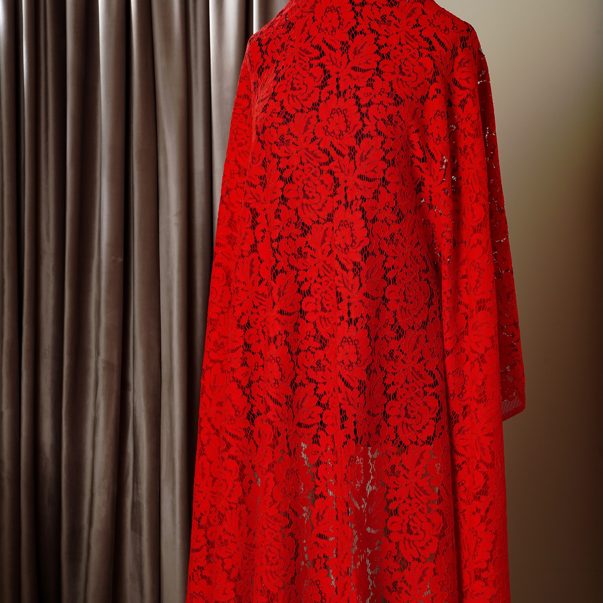 DOLCE GABBANA - ITALY -  KK92 - ШИРИНА 1,50 - КРАСНАЯ - К 1,5 ; 2К 3