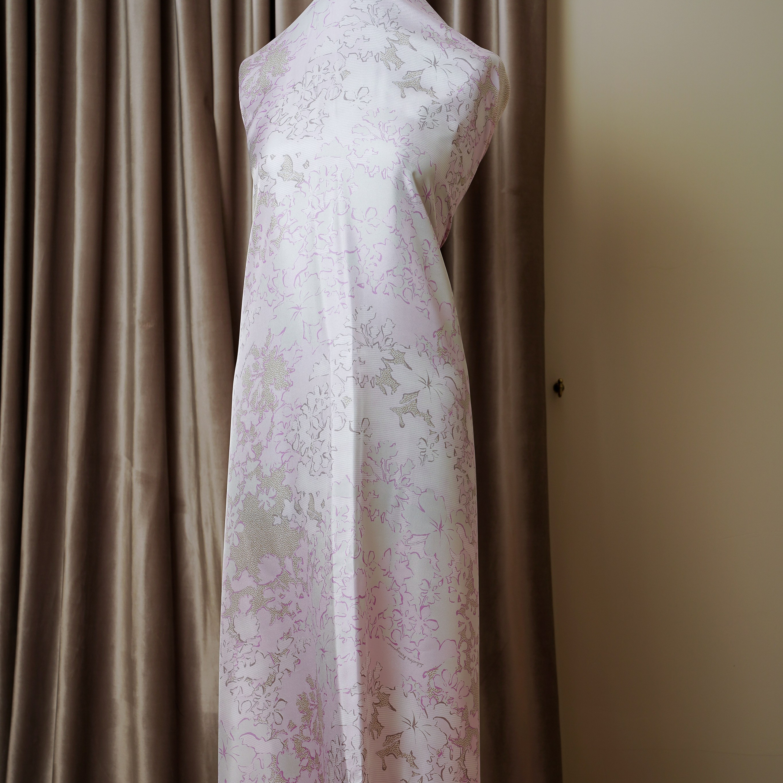 ШЕЛК - МК195 - ШИРИНА 1,40-1,50 - РОЗОВЫЙ - 7,4