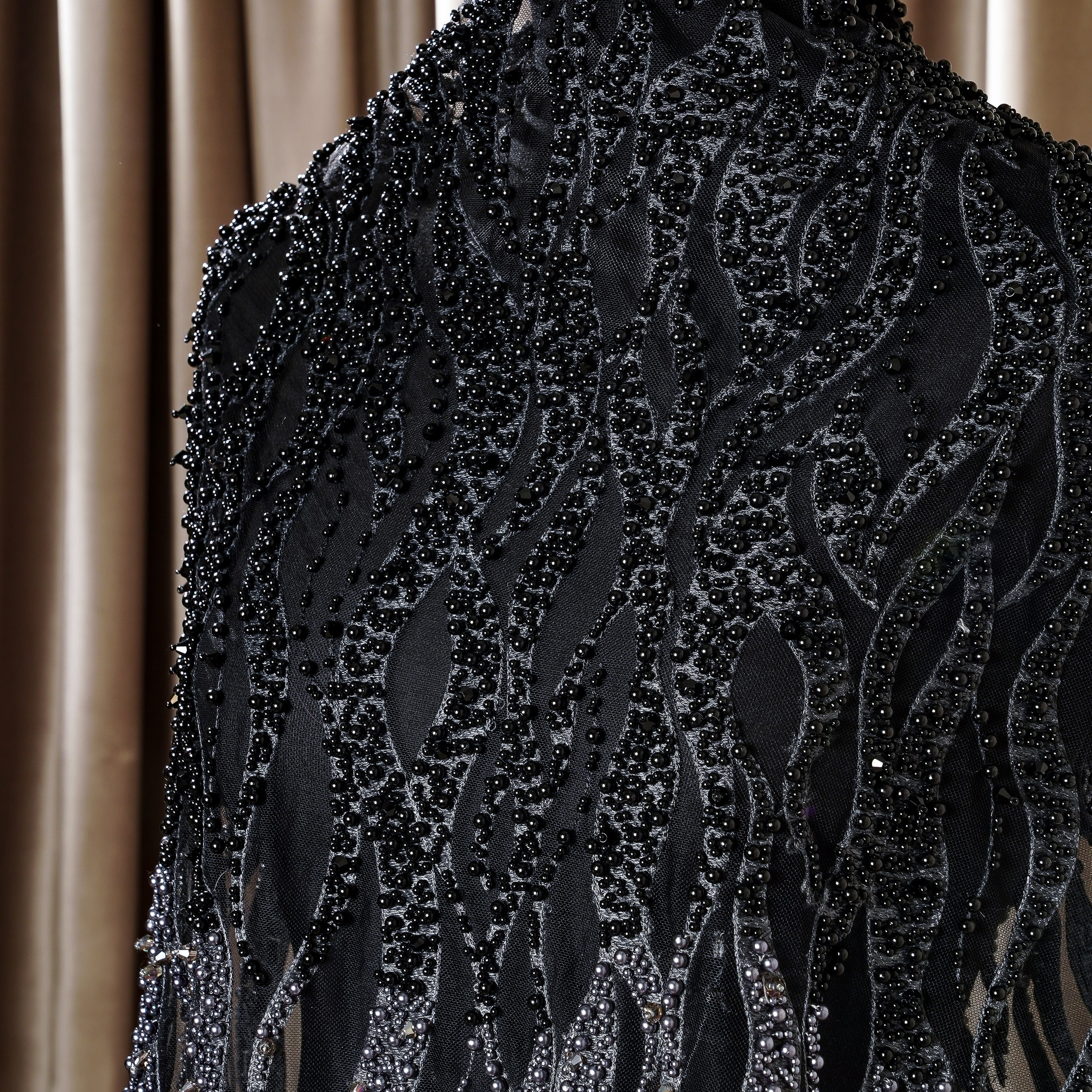 ELIE SAAB - LEBANON - Т80 - ОМБРЕ - ШИРИНА 1,40 - ЧЕРНО/БЕЛЫЙ - К 1,40 ; 2К 1,50