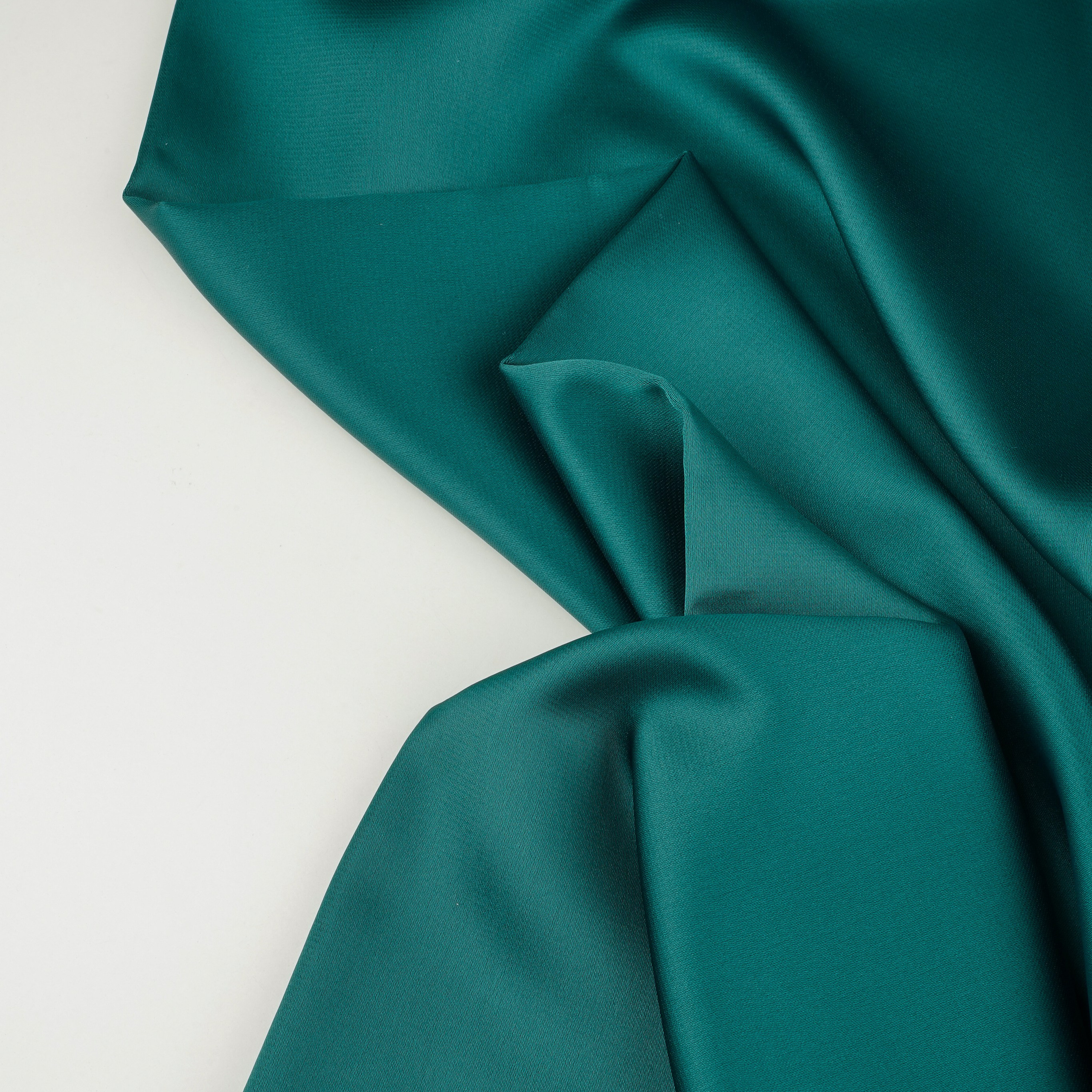 TMAT273 - ШЕЛК/АТЛАС - ШИРИНА 1,45 - ИЗУМРУД - К 6 ; К 29