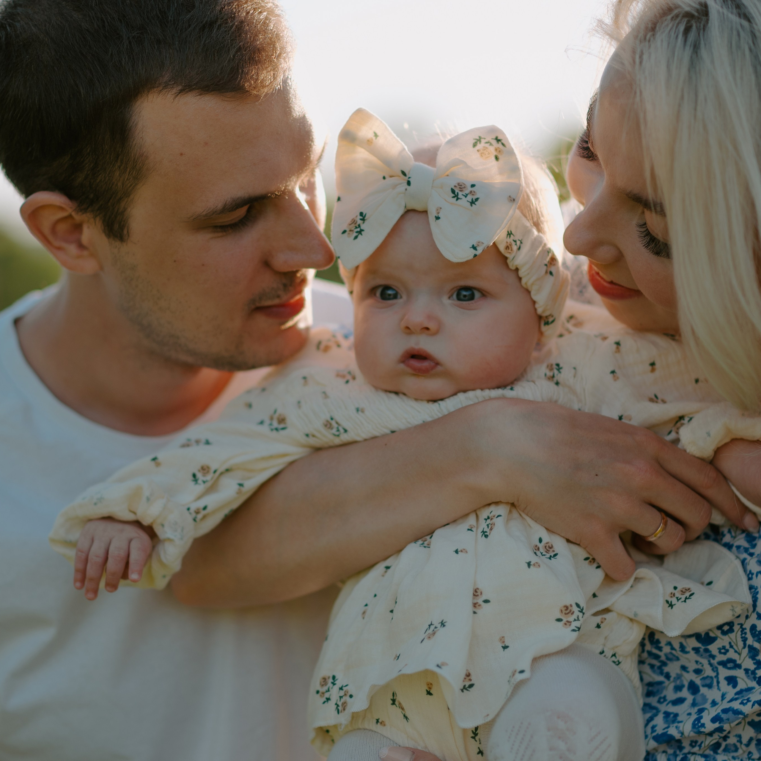 Вечерело в яблочном саду