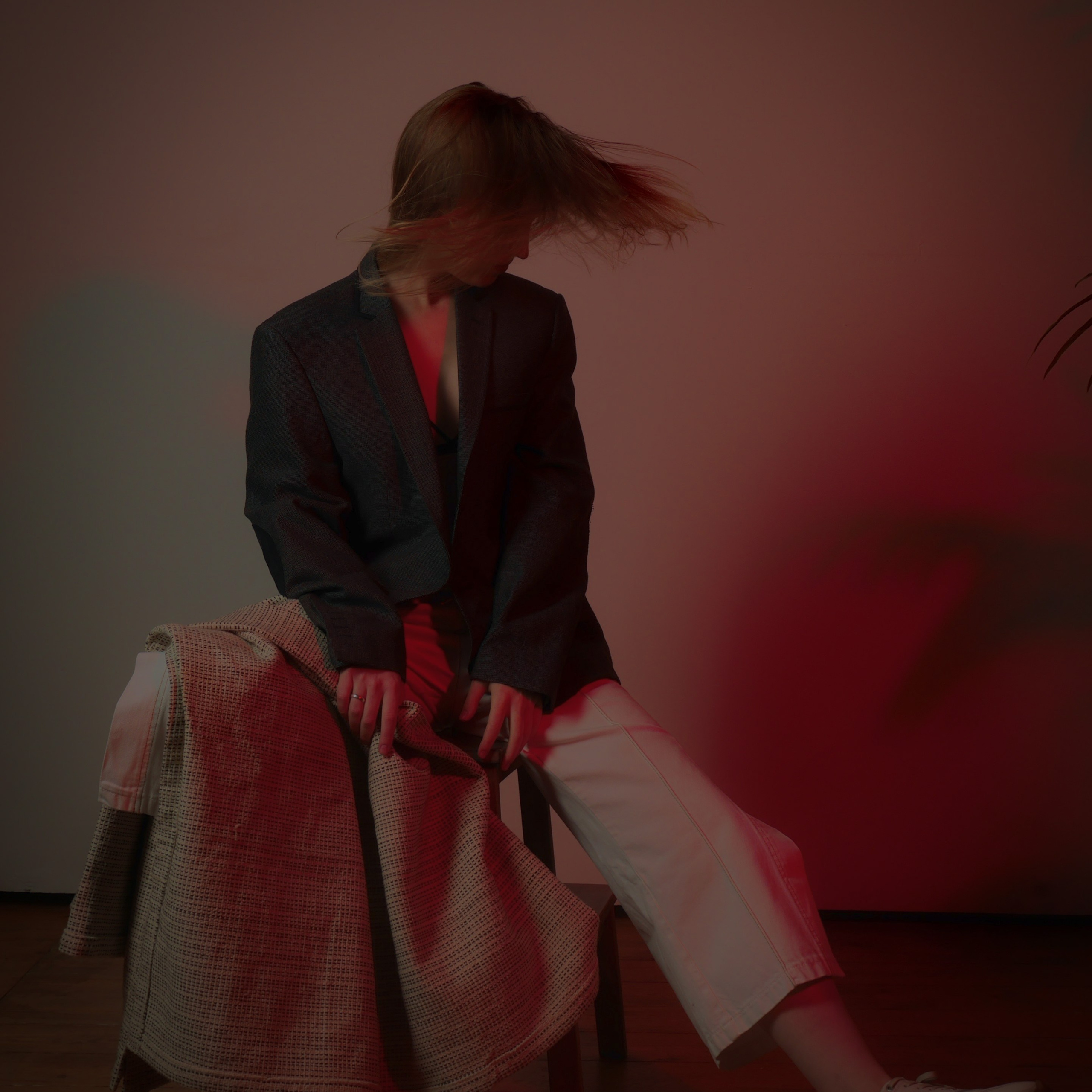 Портретная фотосессия в студии. Рената Ри контент-мейкер Москва