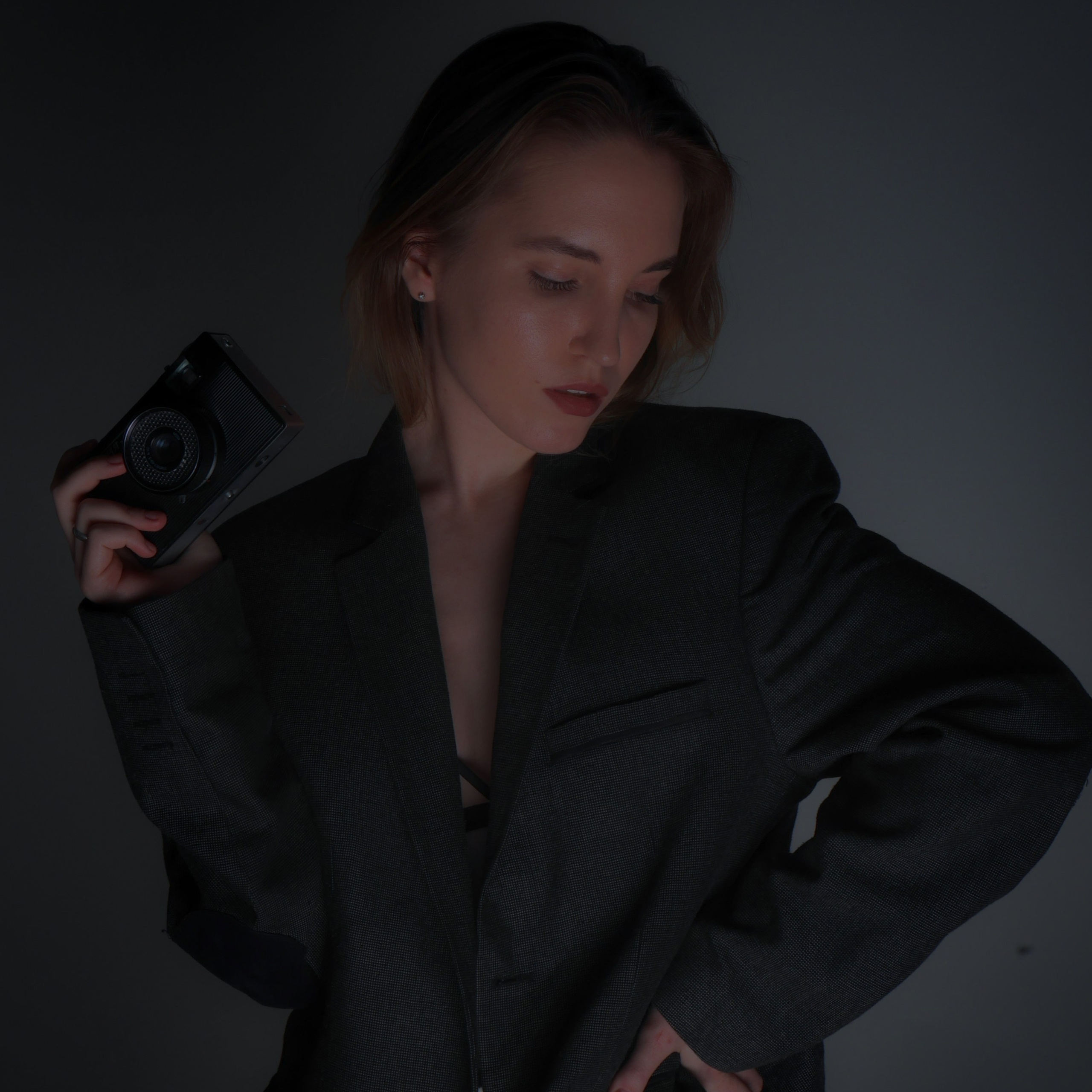 Портретная фотосессия в студии. Рената Ри контент-мейкер Москва