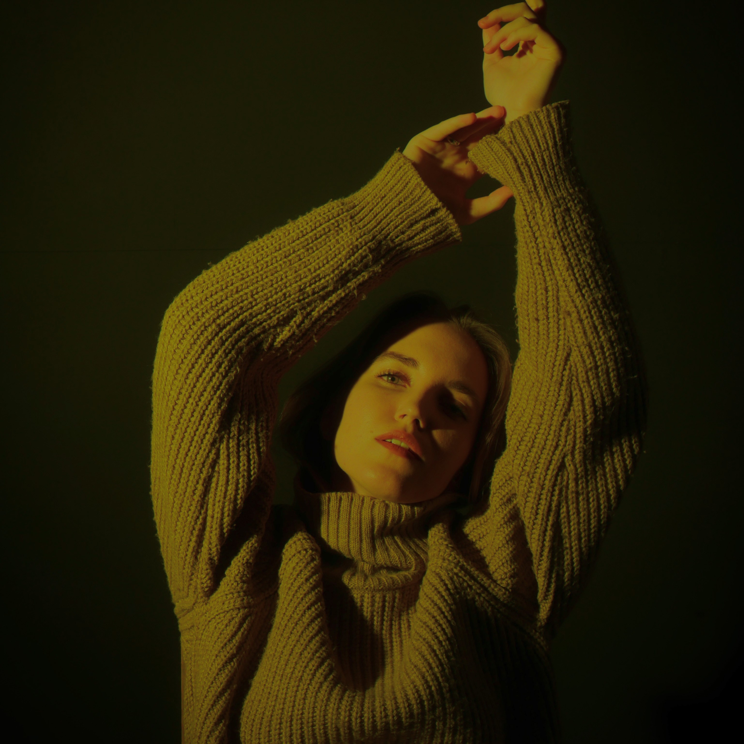 Портретная фотосессия в студии. Рената Ри контент-мейкер Москва