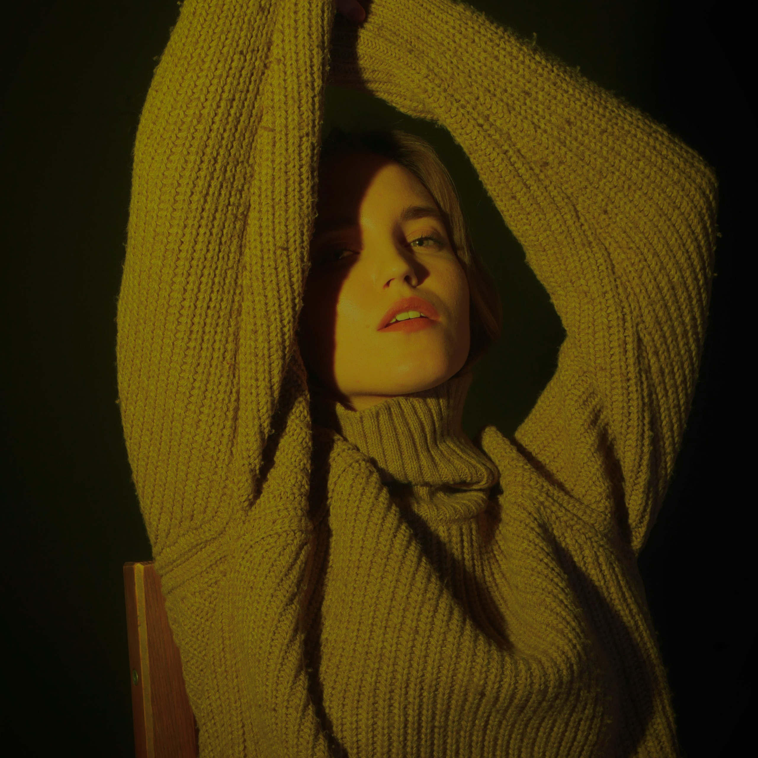 Портретная фотосессия в студии. Рената Ри контент-мейкер Москва