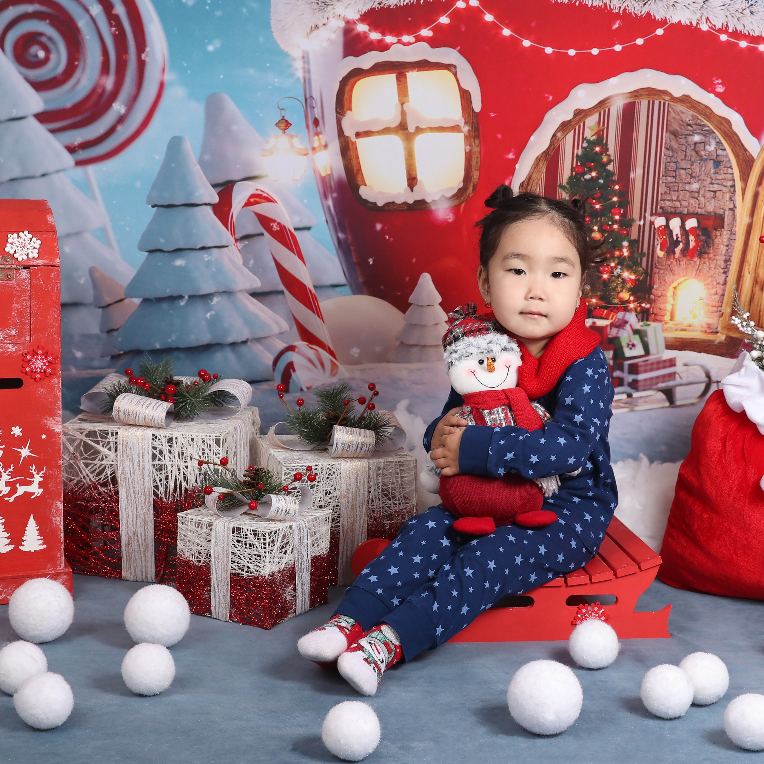 Отзывы и пожелания о Мастерской детской фотографии Happybook. Детский фотограф в Алматы, виньетки, выпускной альбом Алматы