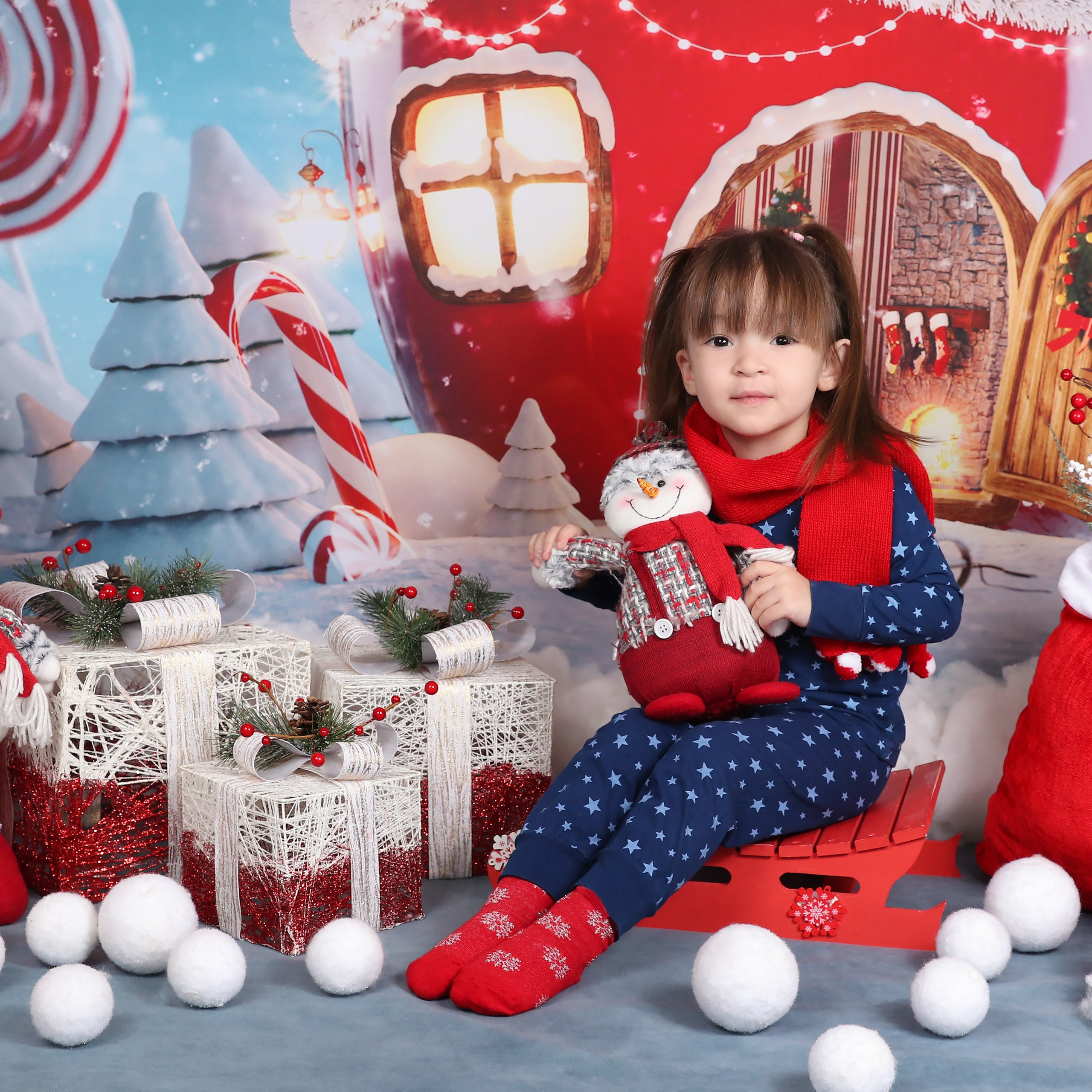 Отзывы и пожелания о Мастерской детской фотографии Happybook. Детский фотограф в Алматы, виньетки, выпускной альбом Алматы