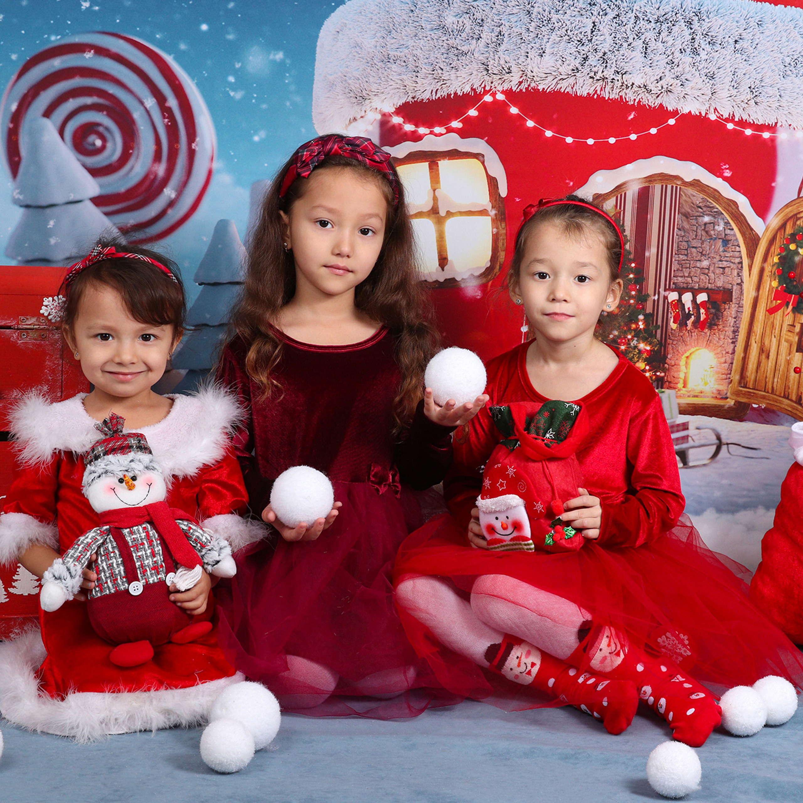 Отзывы и пожелания о Мастерской детской фотографии Happybook. Детский фотограф в Алматы, виньетки, выпускной альбом Алматы