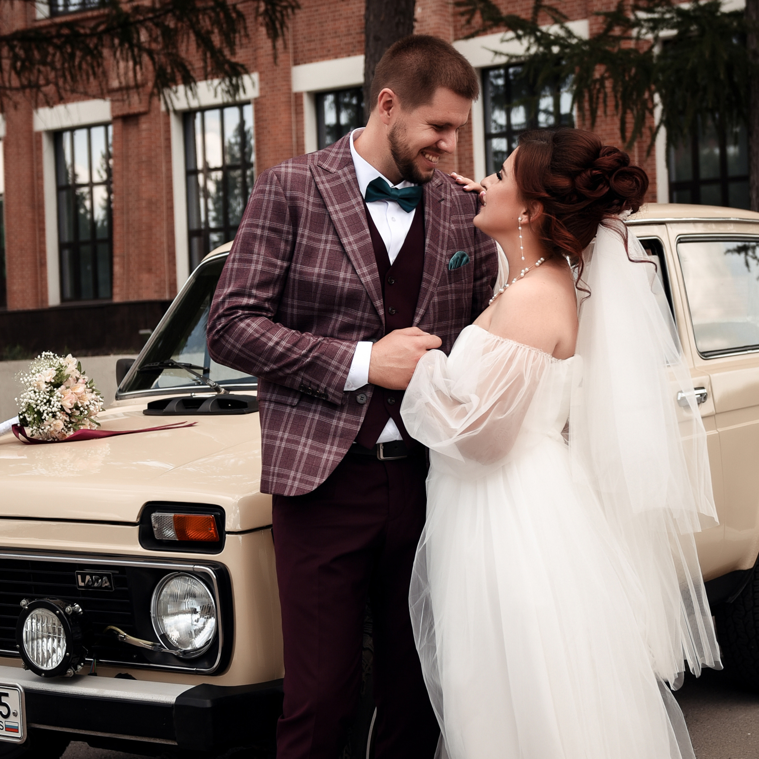 Отзывы. Свадебный, семейный, детский, контент фотограф в Омске Максим Ильин