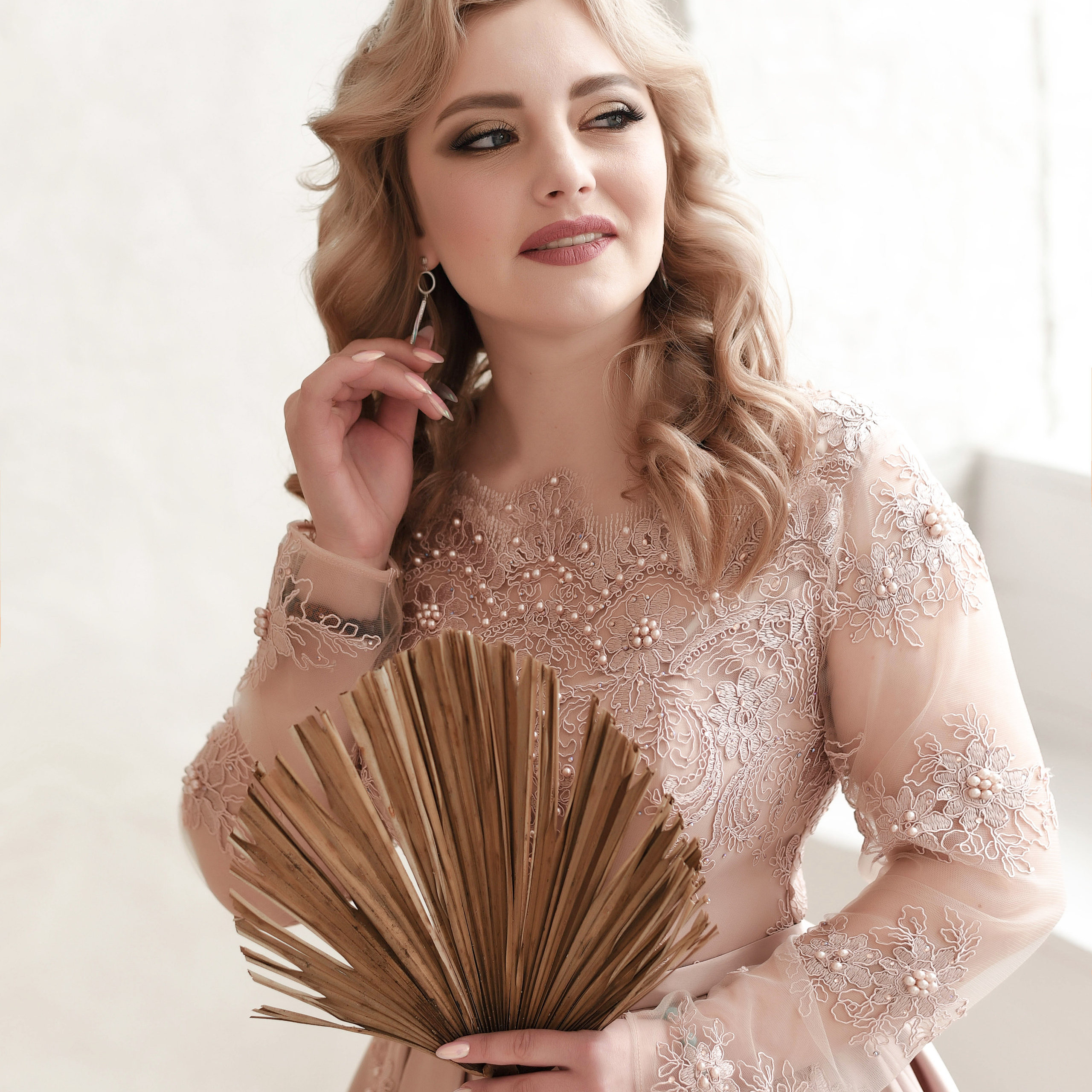 Отзывы. Свадебный, семейный, детский, контент фотограф в Омске Максим Ильин