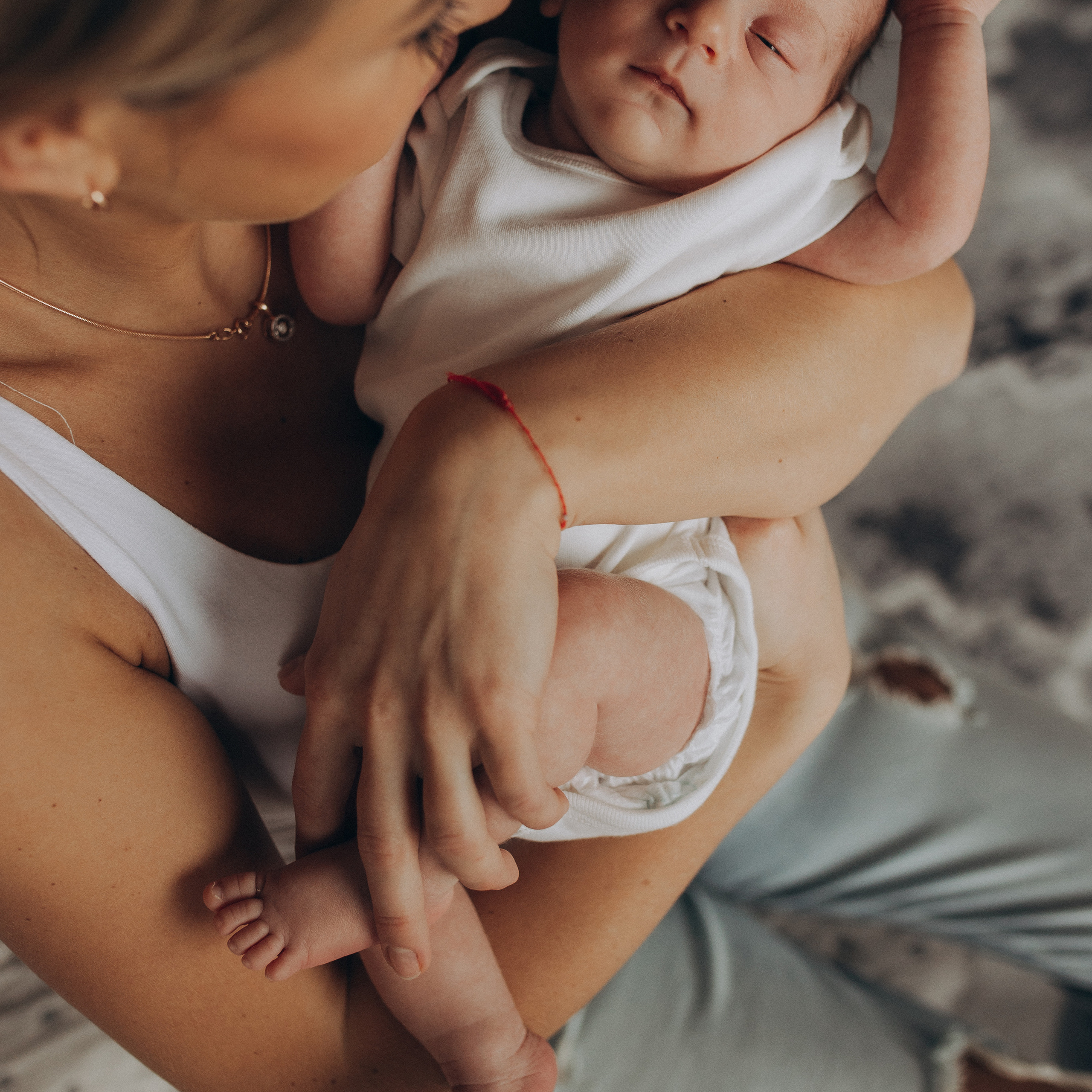 Про сладкого малыша и его старшую сестру. Фотограф Катя Курк семейная lifestyle фотография