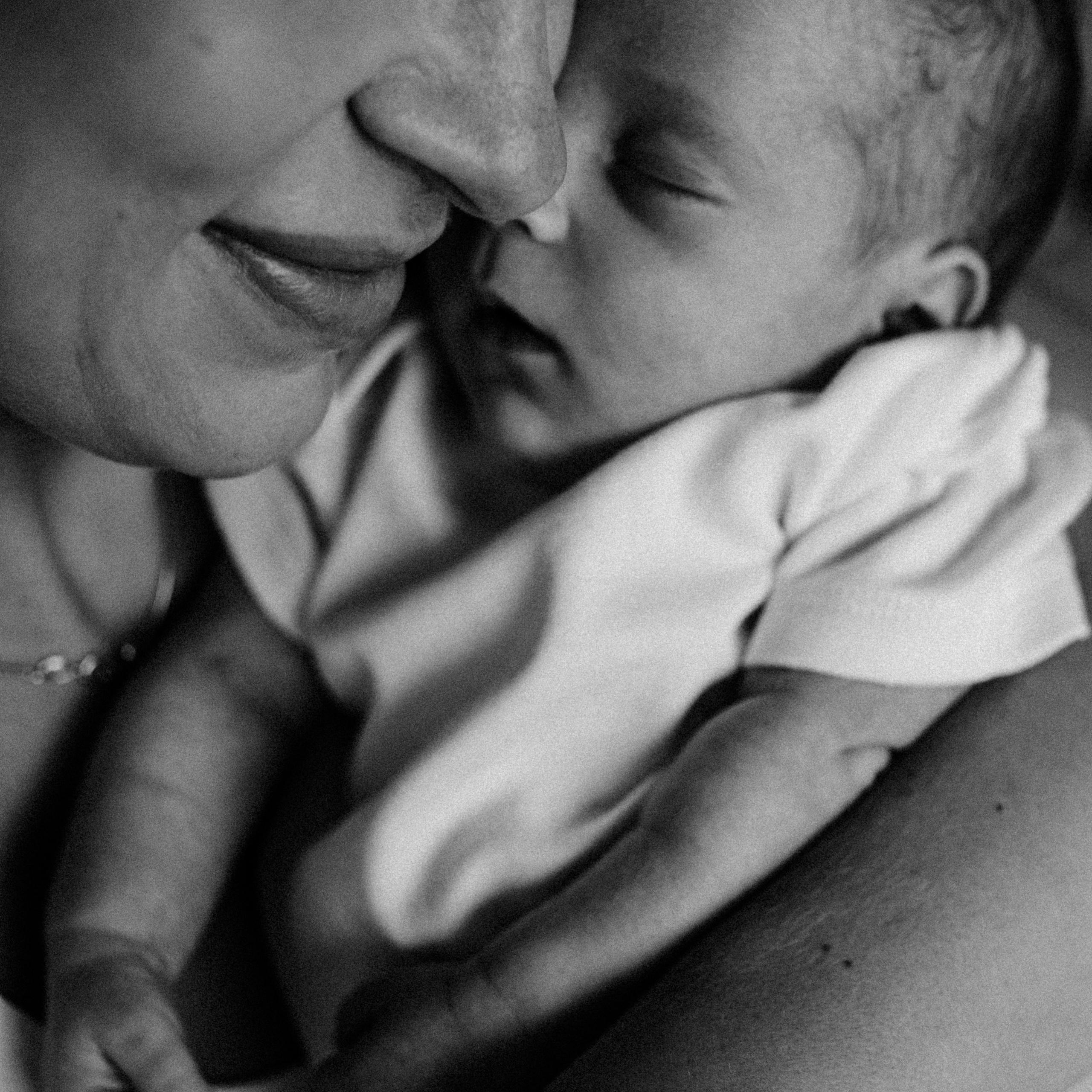 Про сладкого малыша и его старшую сестру. Фотограф Катя Курк семейная lifestyle фотография