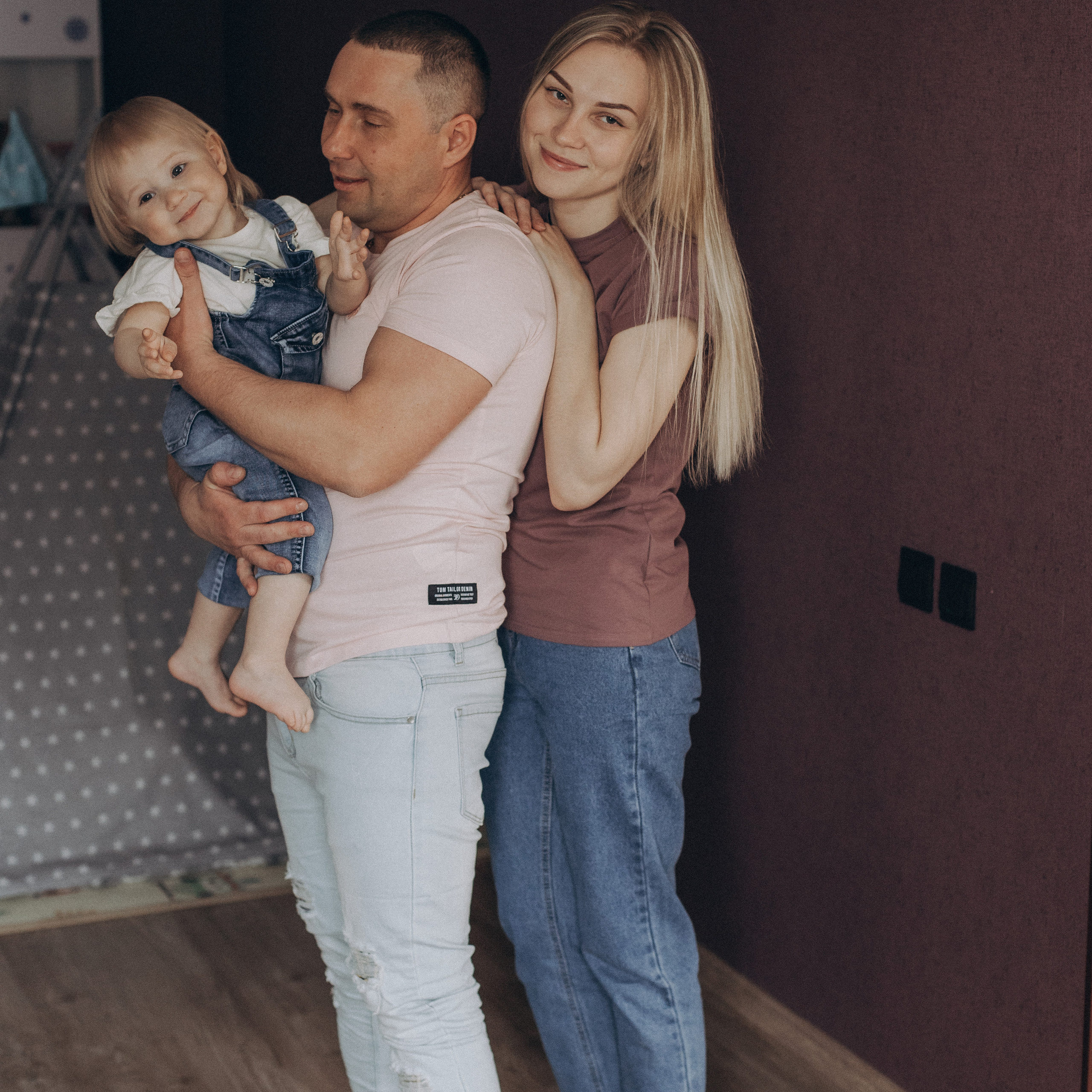 Непоседа Злата. Фотограф Катя Курк семейная фотография