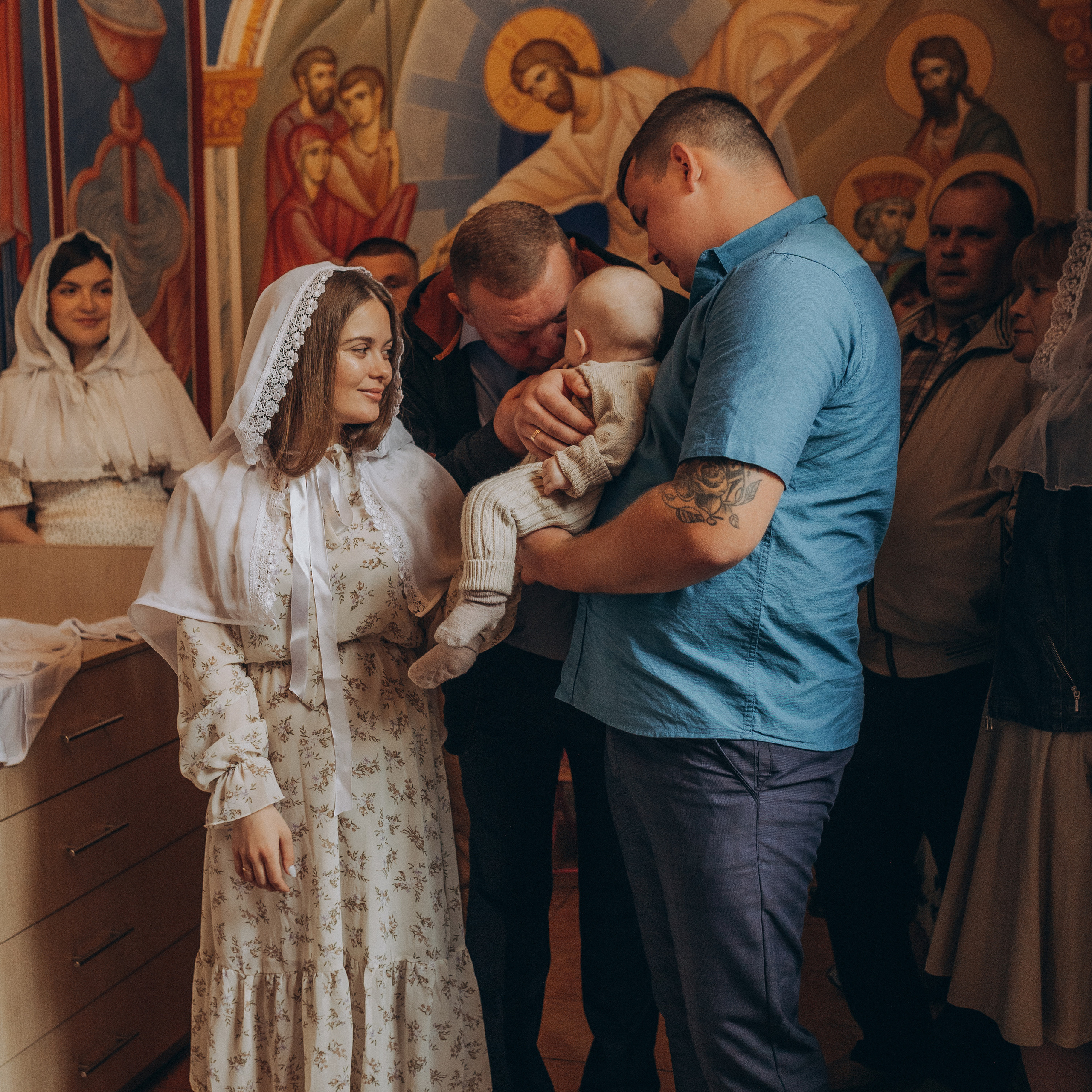 Крещение Ванюши. Фотограф Катя Курк семейная lifestyle фотография