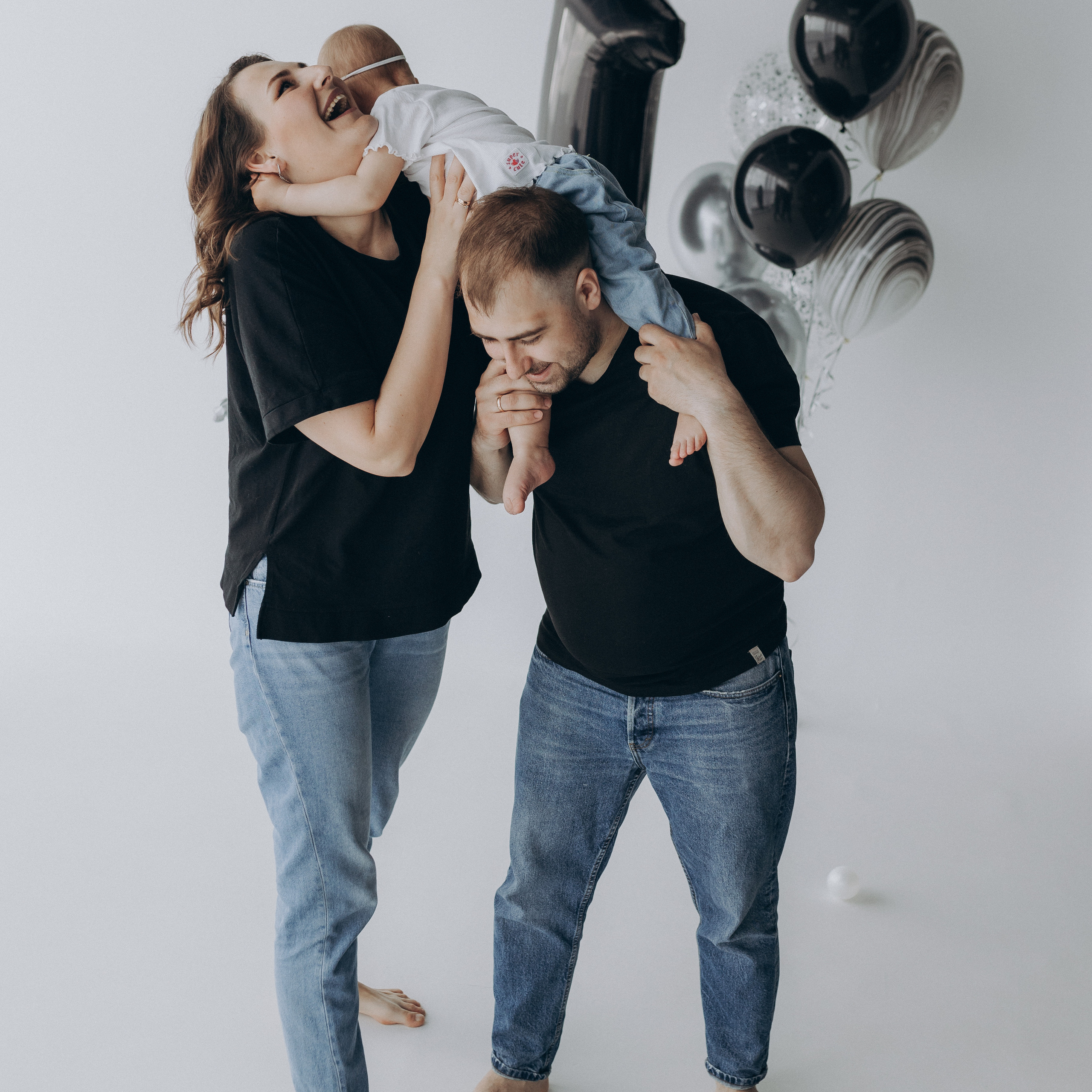 Крошке годик. Фотограф Катя Курк семейная lifestyle фотография