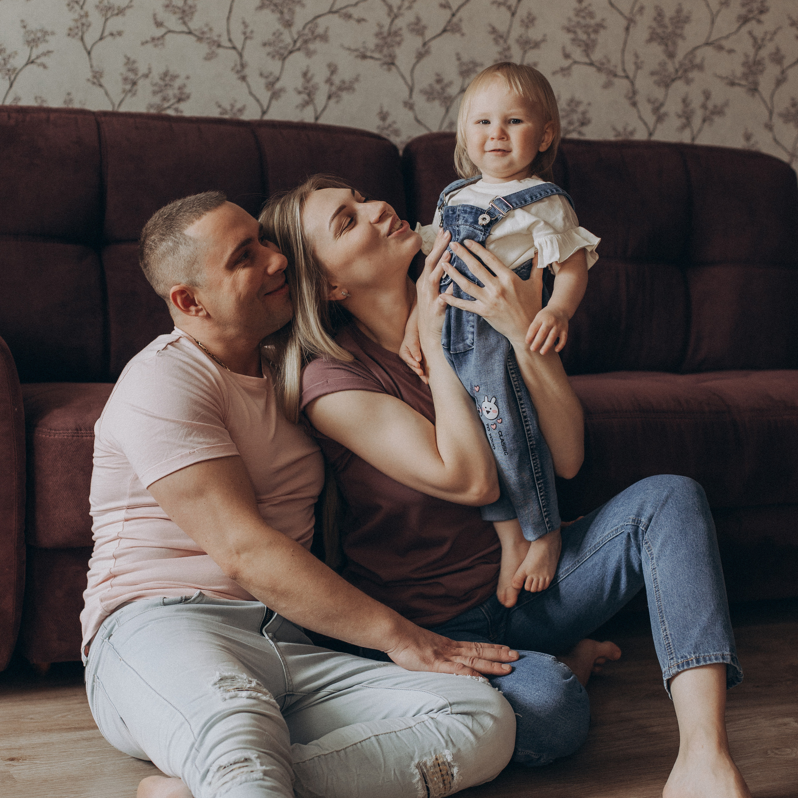 Непоседа Злата. Фотограф Катя Курк семейная фотография