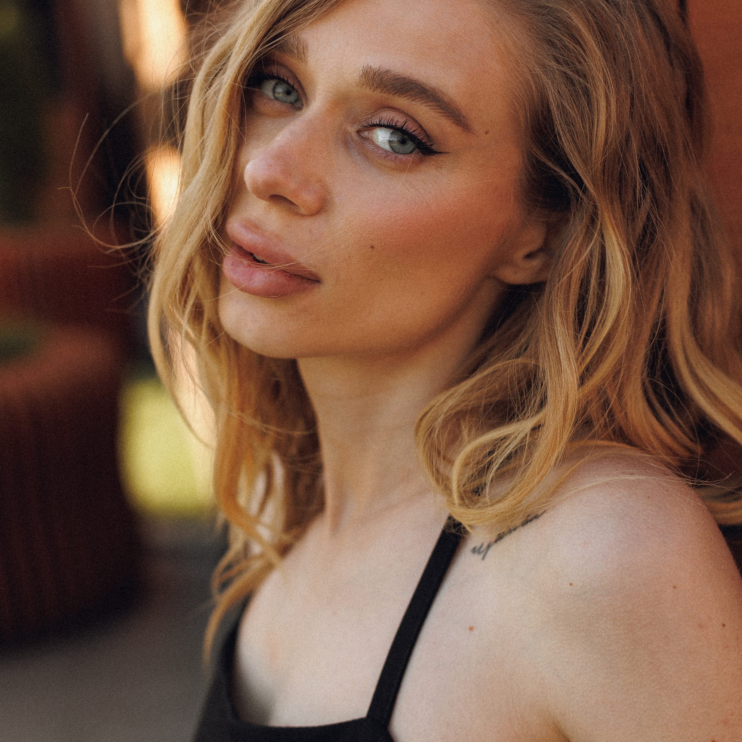 Лера и Дима. Рассвет. Фотограф Катя Курк семейная lifestyle фотография