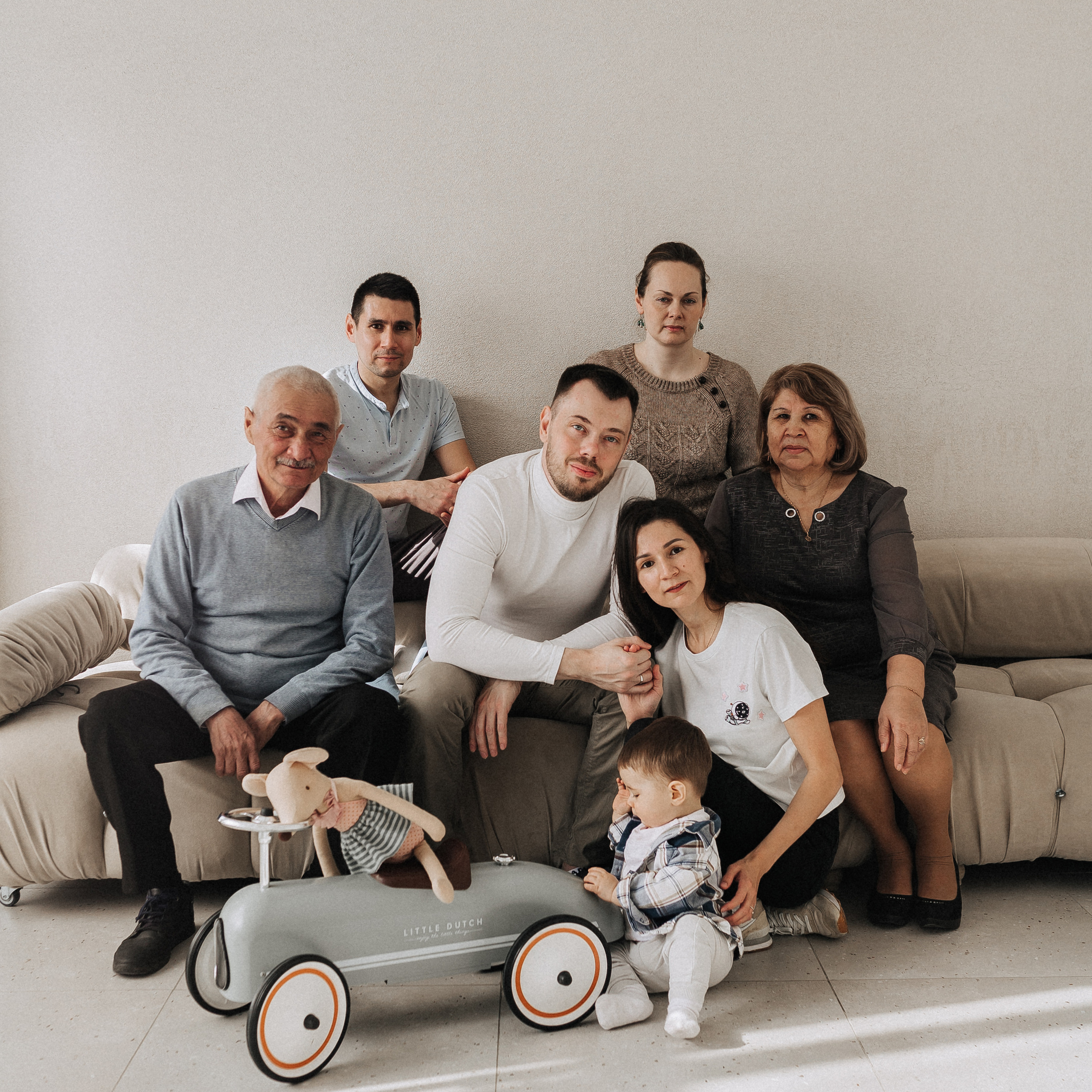 Три поколения