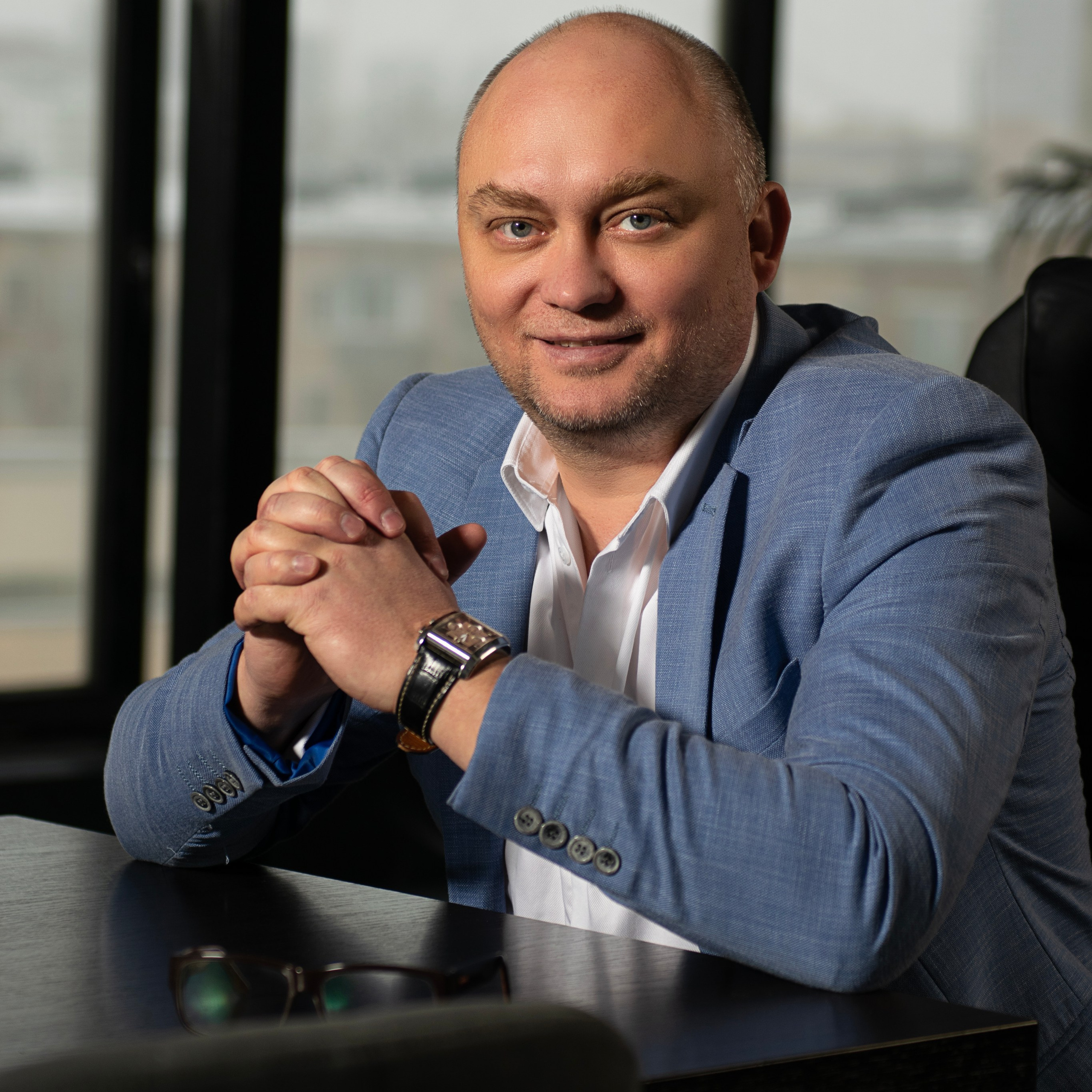 Мужская деловая фотосессия/Продающий контент