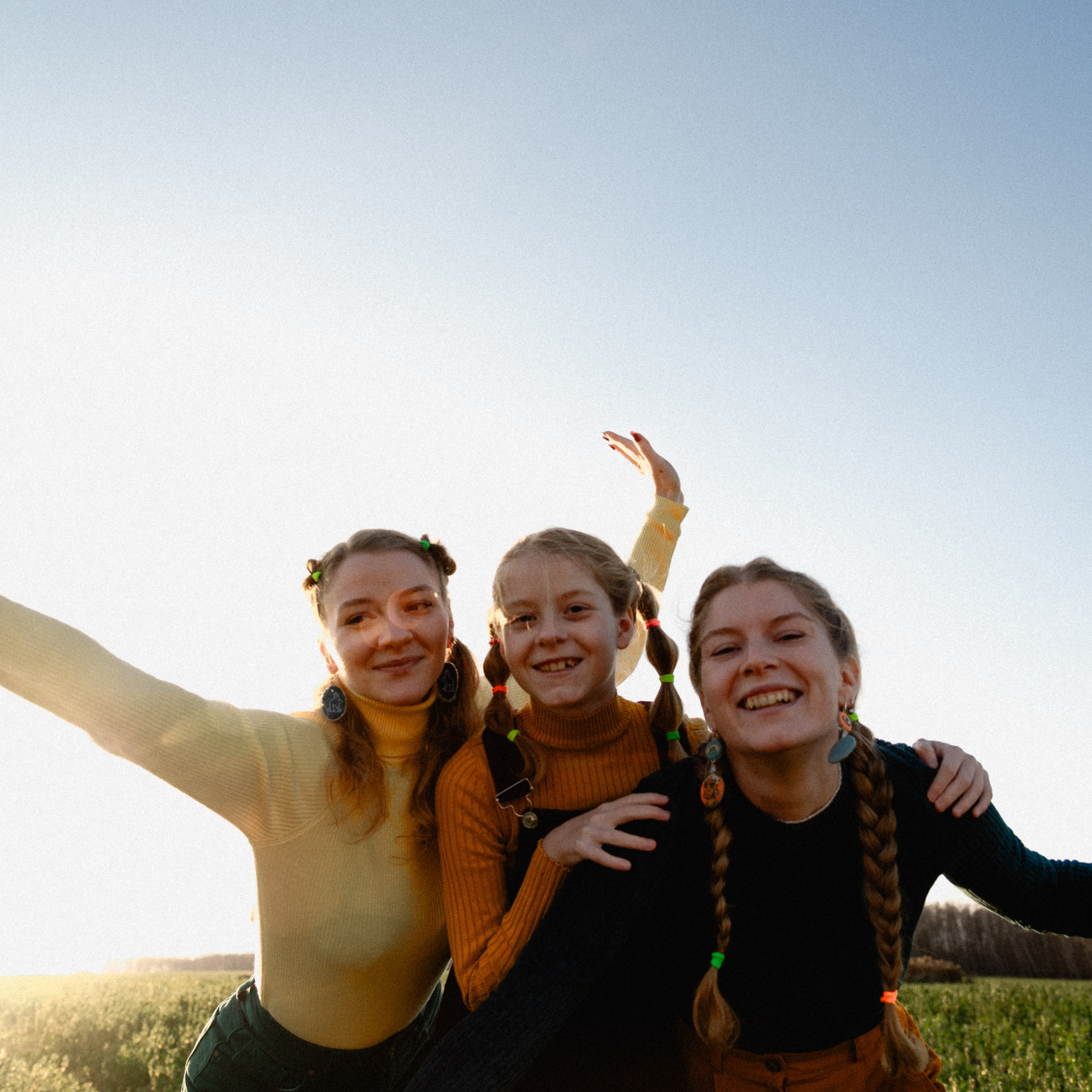 Сестры. ФОТОГРАФ СЕРГЕЕВА МАРИЯ