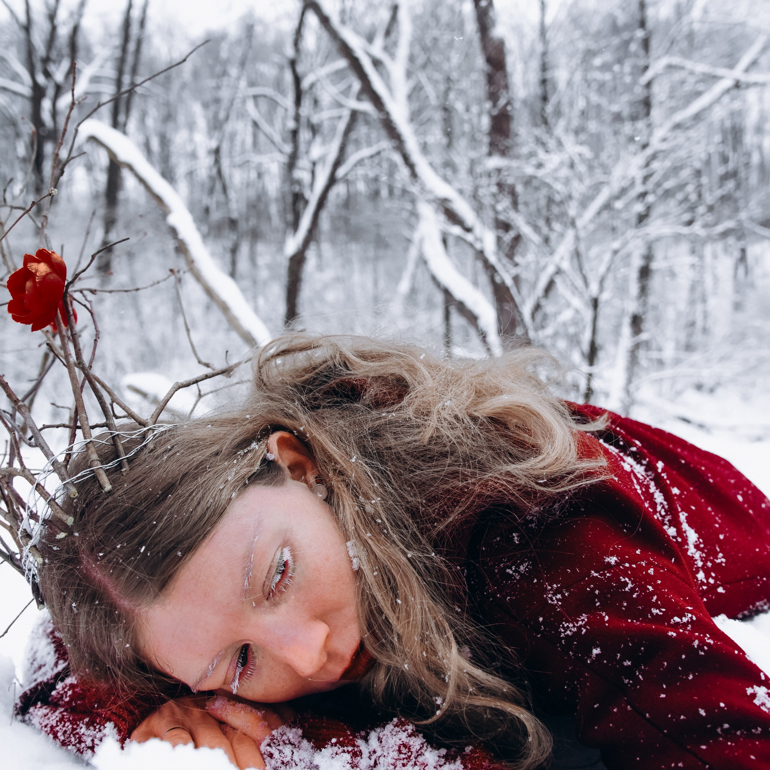 Маша Зима улица. ФОТОГРАФ СЕРГЕЕВА МАРИЯ