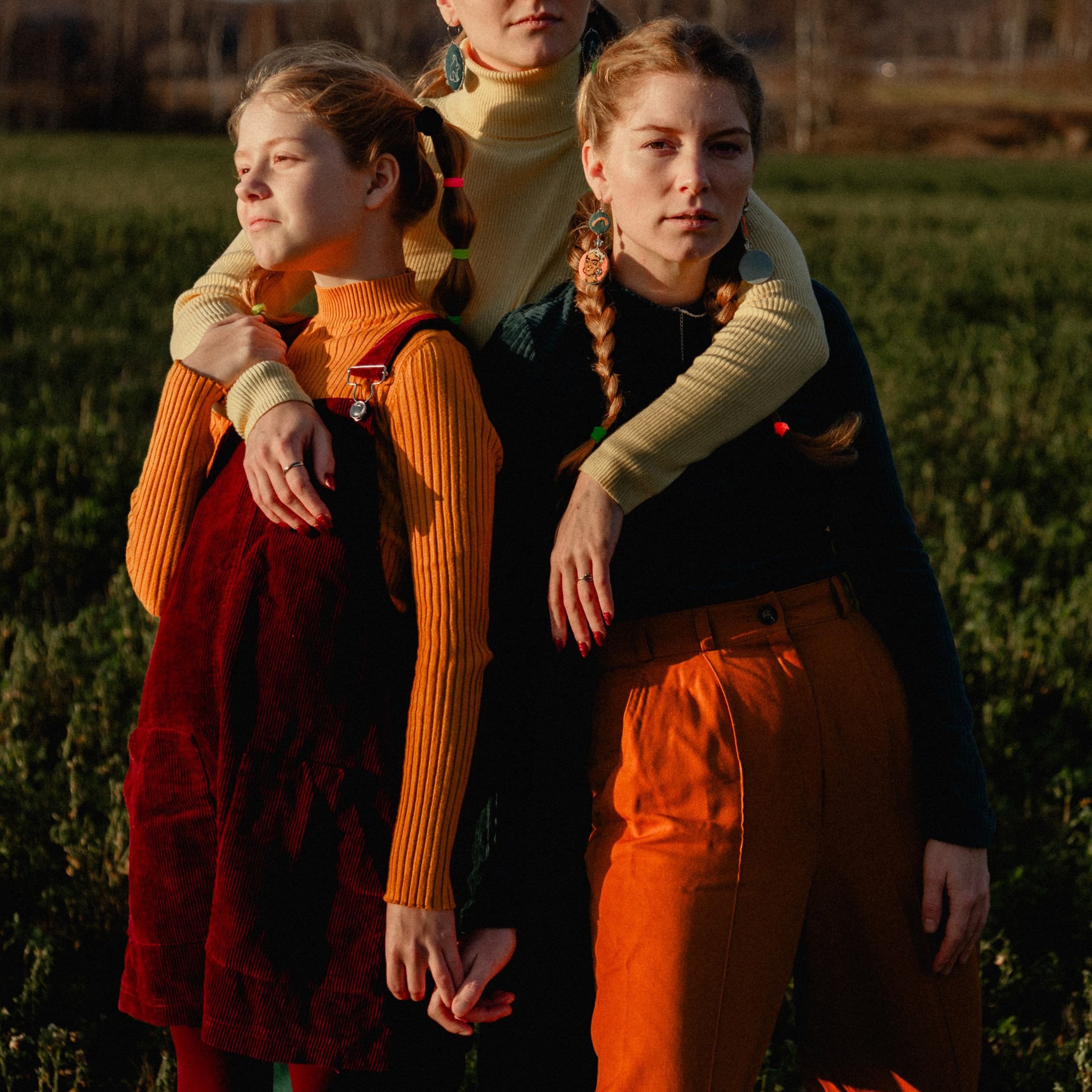 Сестры. ФОТОГРАФ СЕРГЕЕВА МАРИЯ