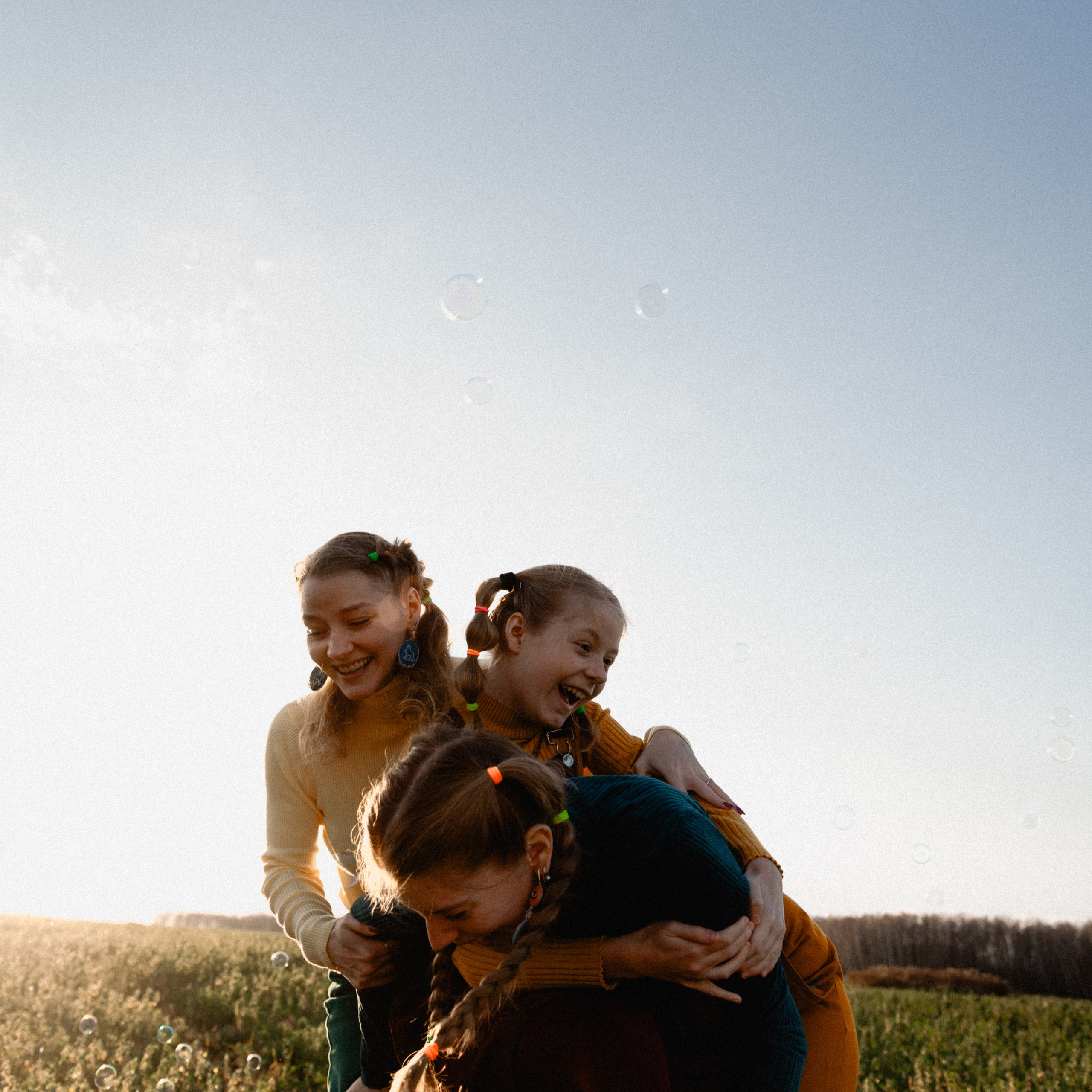 Сестры. ФОТОГРАФ СЕРГЕЕВА МАРИЯ