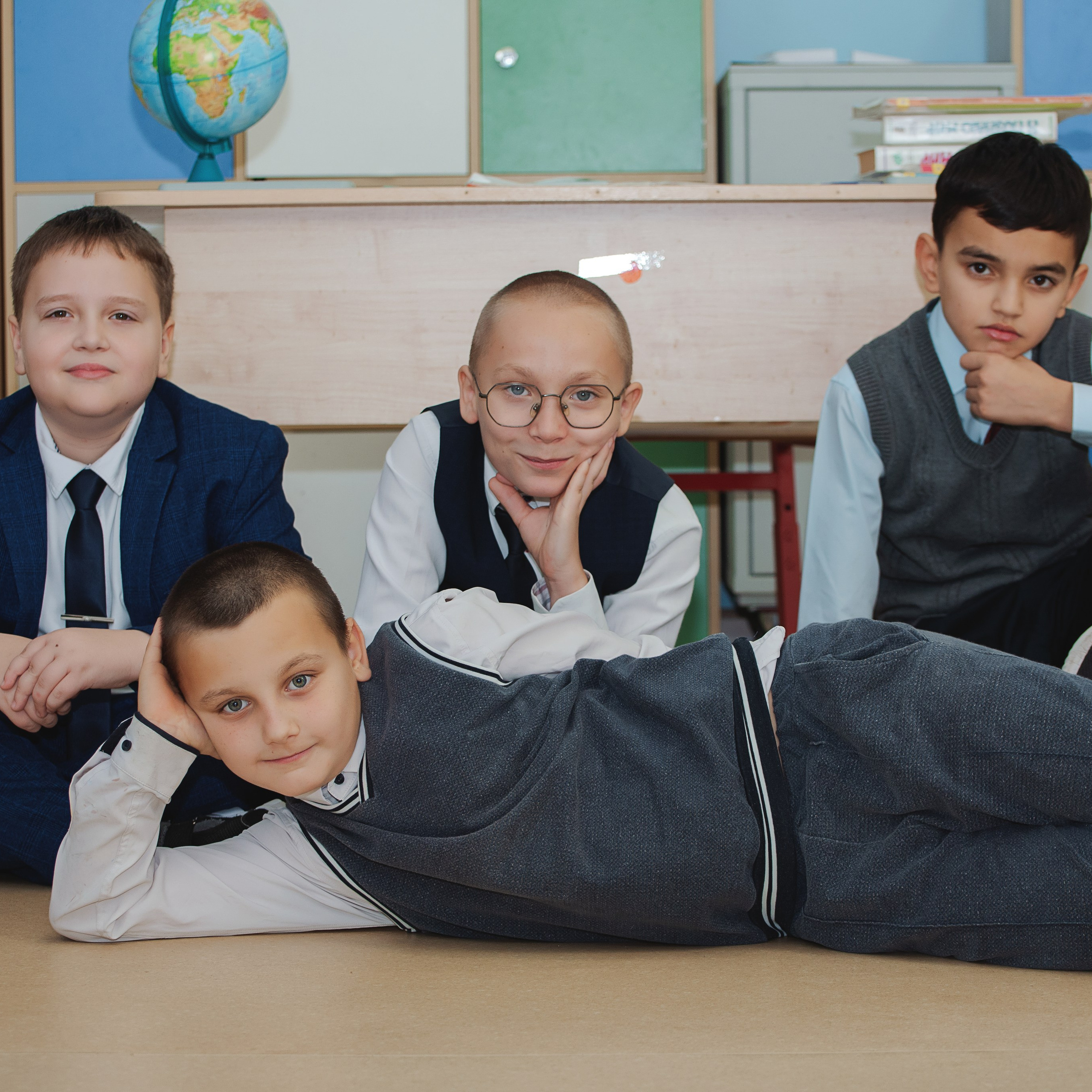 Фотосъемка для выпускников 4 класса. Фотограф Валерия Азамат — жизнь в каждом кадре