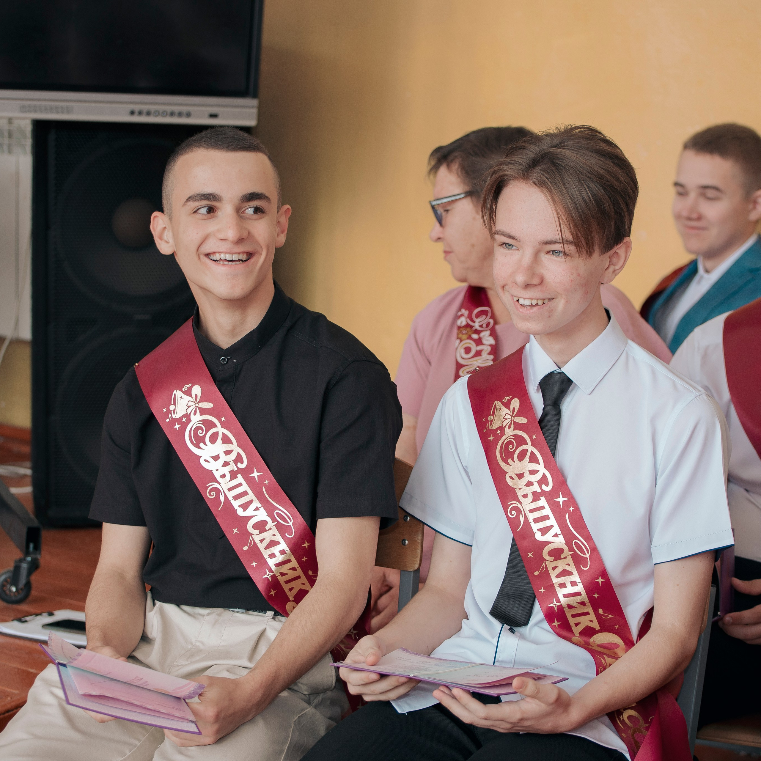 Выпускной 9 класс. Фотограф Валерия Азамат — жизнь в каждом кадре