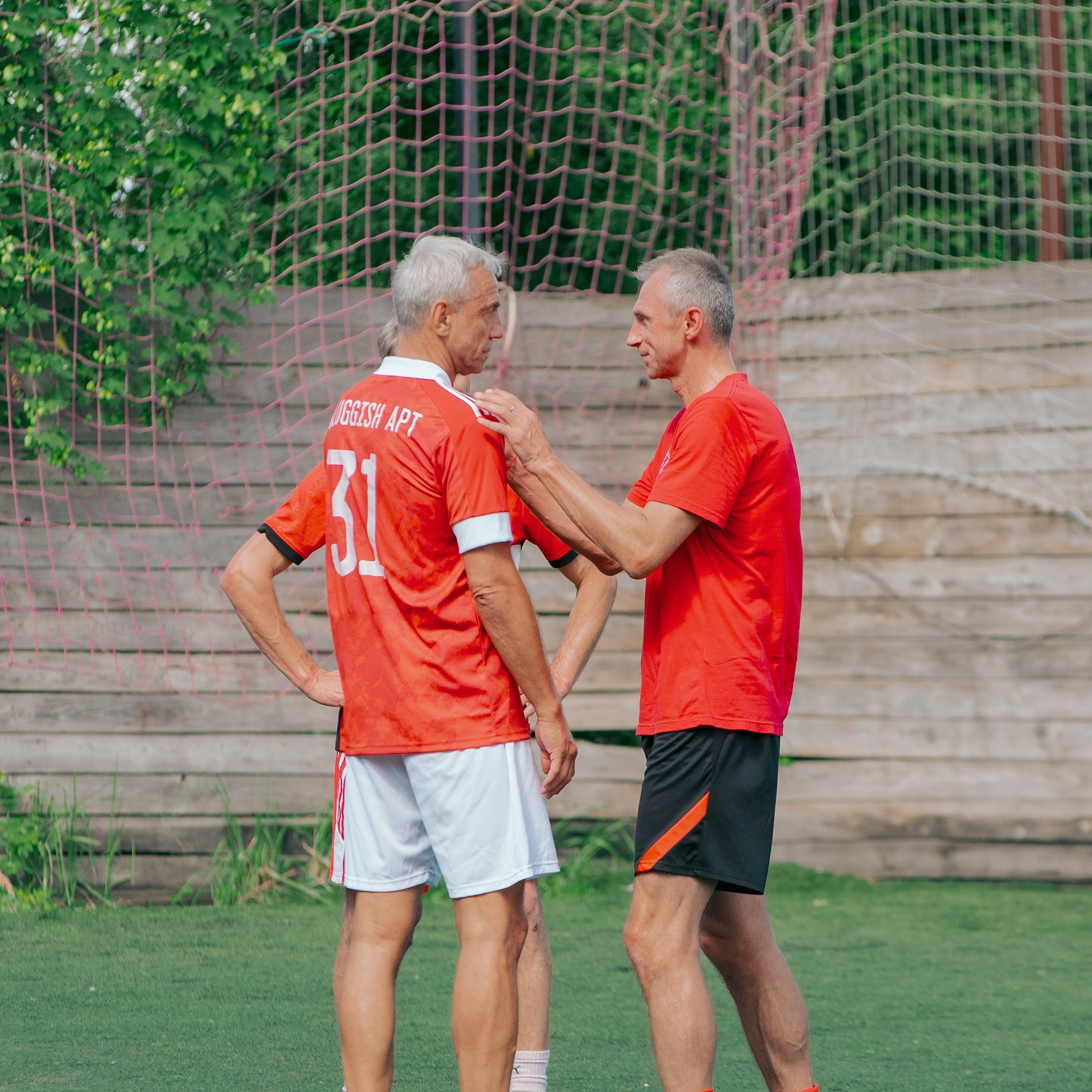 Товарищеский матч с ветеранами московского «Спартака» и «Динамо». Фотограф Валерия Азамат — жизнь в каждом кадре