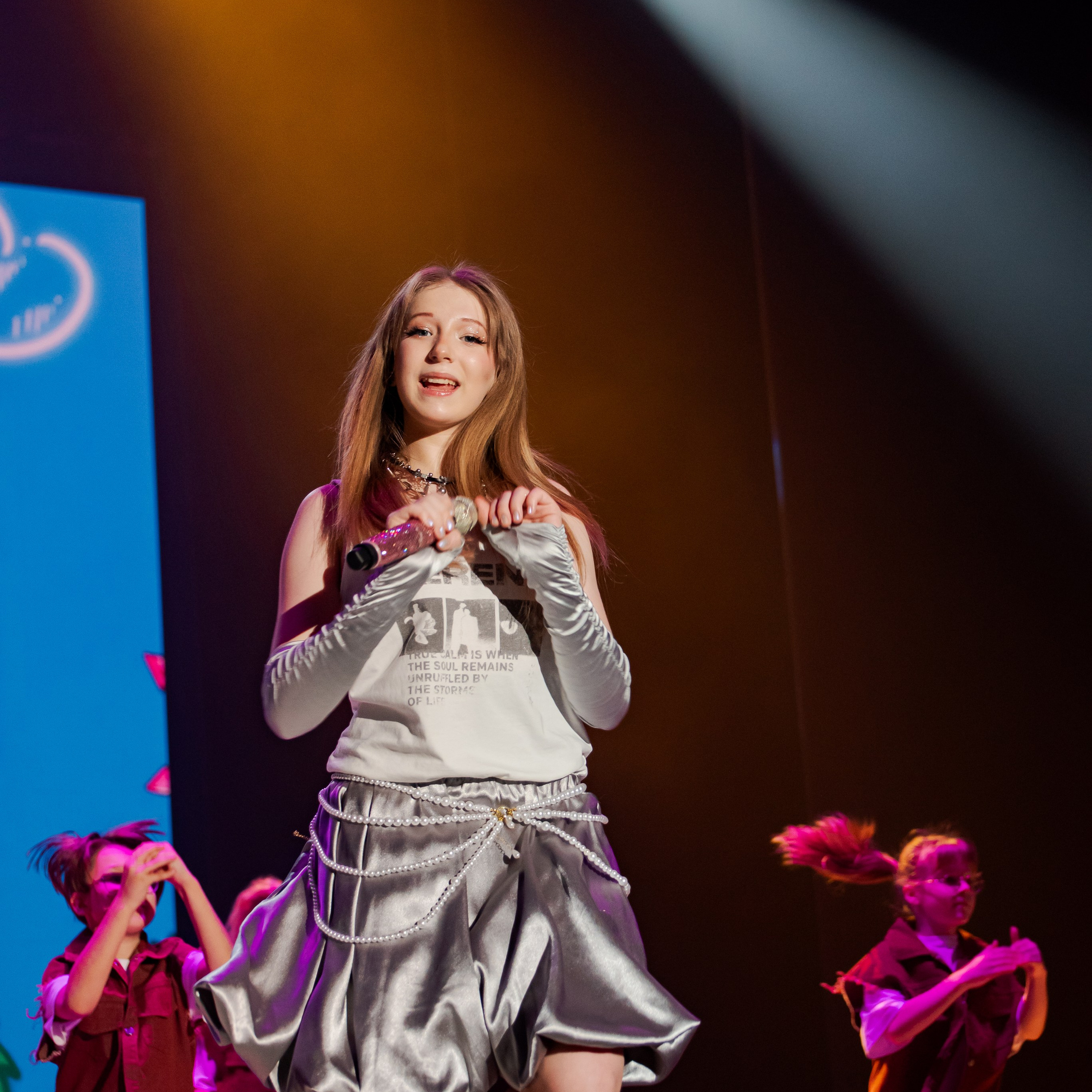 Концерт Миланы Филимоновой. Фотограф Валерия Азамат — жизнь в каждом кадре