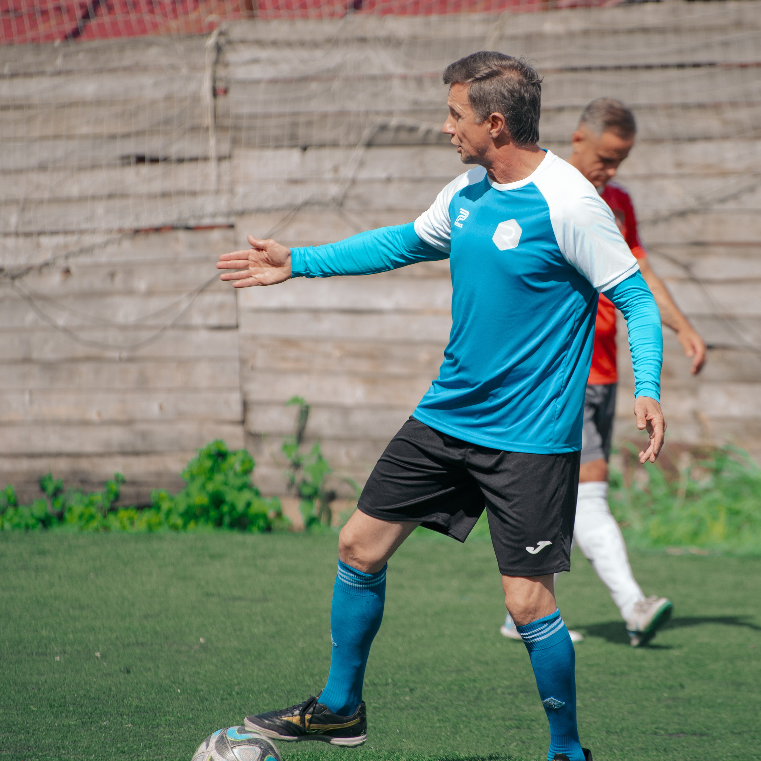 Товарищеский матч с ветеранами московского «Спартака» и «Динамо». Фотограф Валерия Азамат — жизнь в каждом кадре