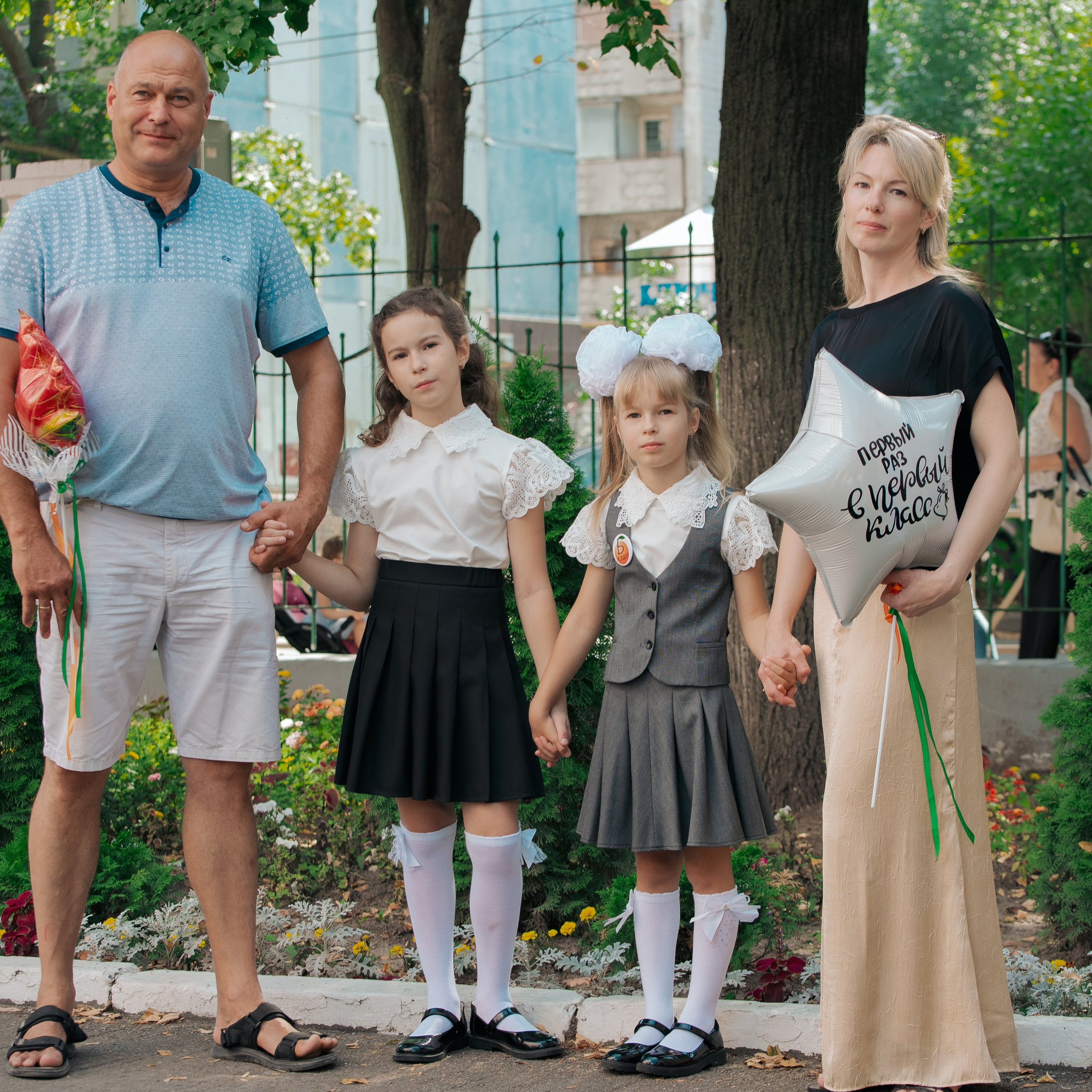 Фотосъемка «Первый звонок» для 1-го класса. Фотограф Валерия Азамат — жизнь в каждом кадре