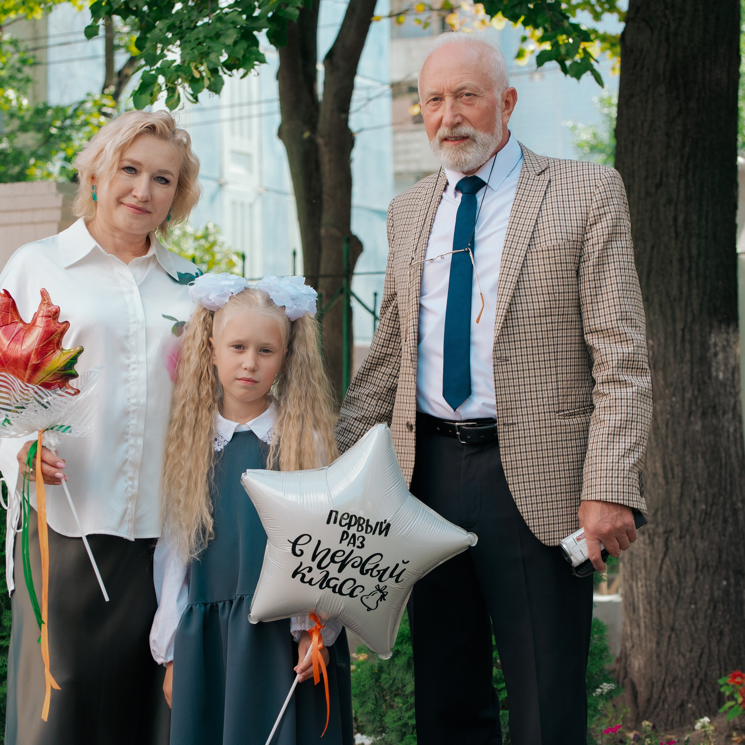 Фотосъемка «Первый звонок» для 1-го класса. Фотограф Валерия Азамат — жизнь в каждом кадре