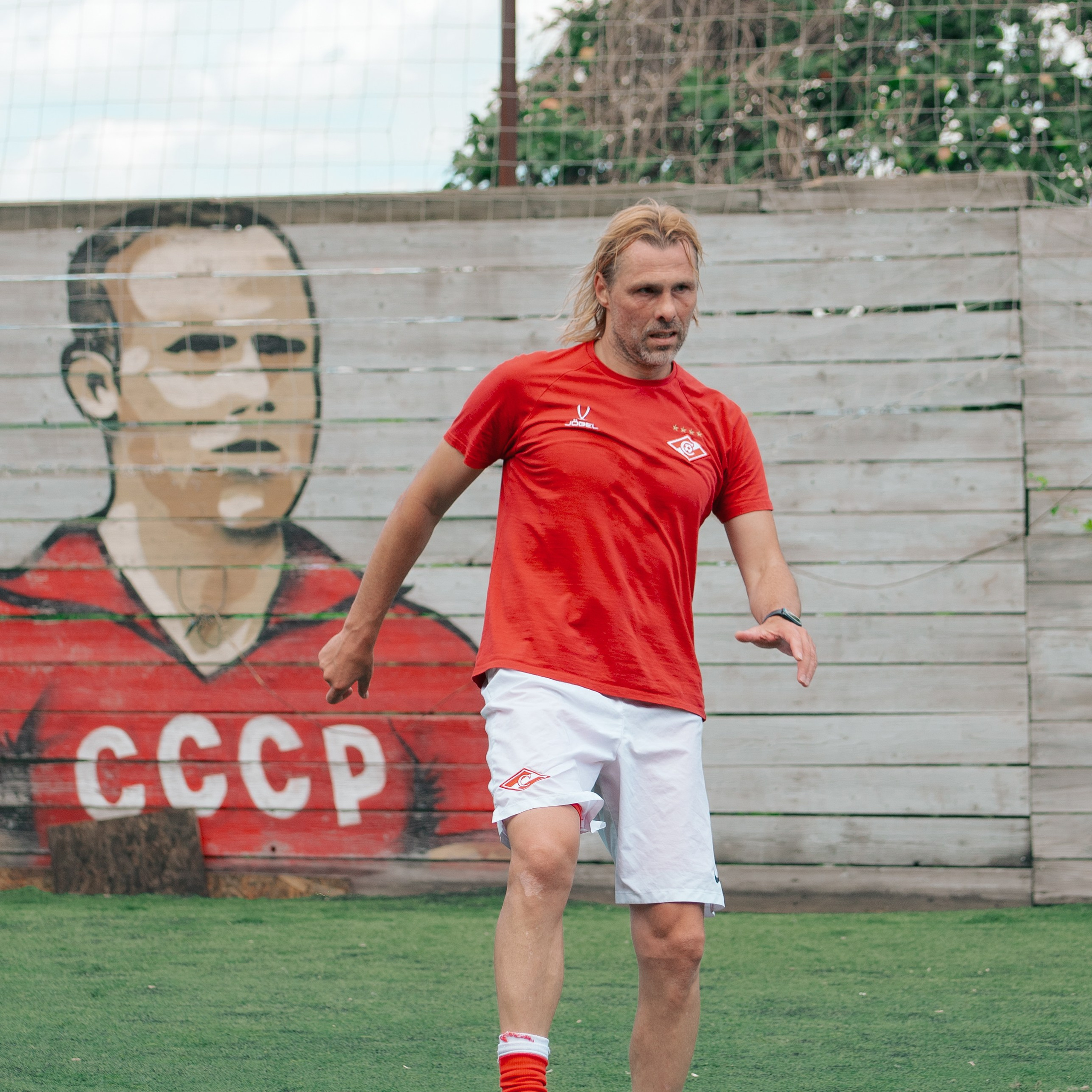 Товарищеский матч с ветеранами московского «Спартака» и «Динамо». Фотограф Валерия Азамат — жизнь в каждом кадре