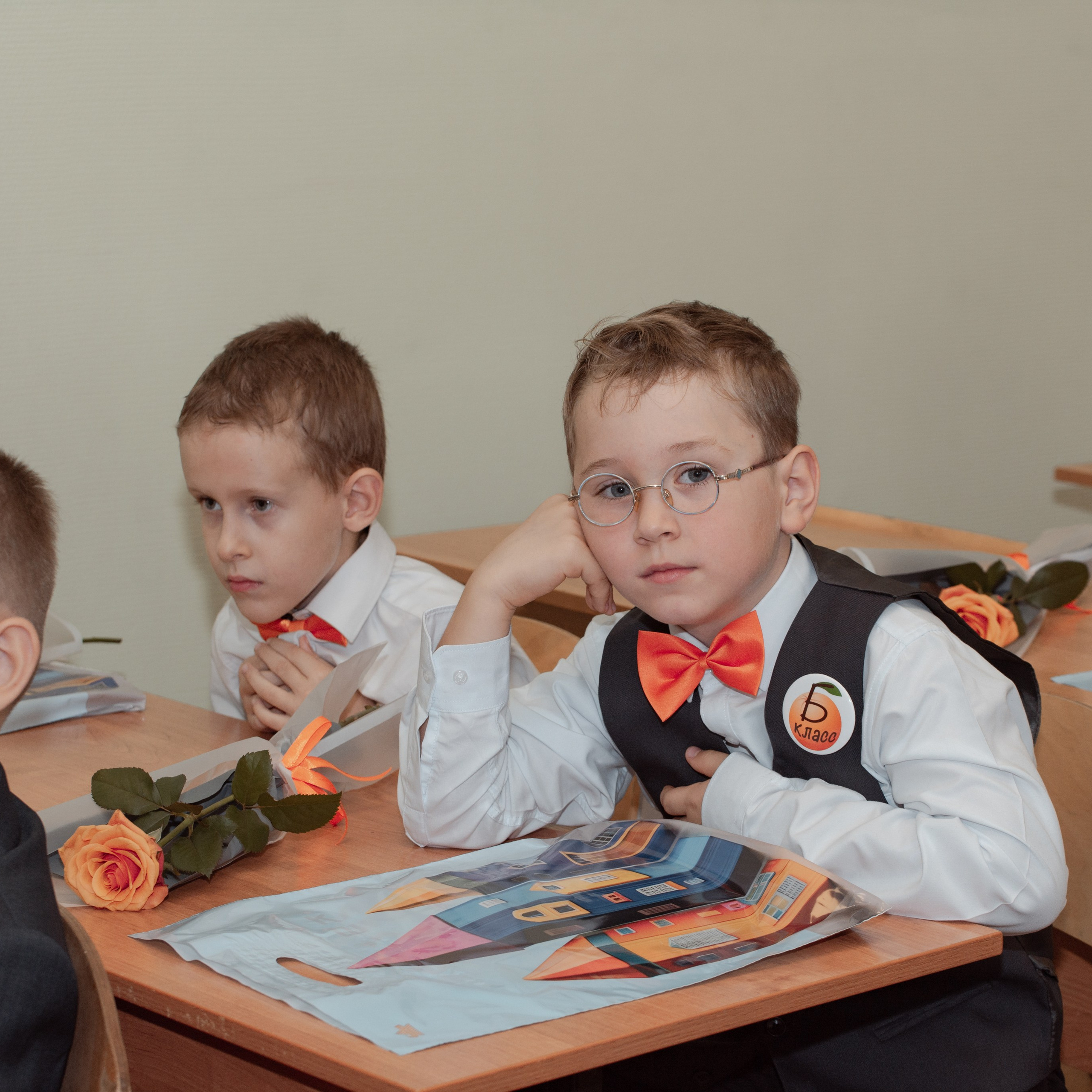 Фотосъемка «Первый звонок» для 1-го класса. Фотограф Валерия Азамат — жизнь в каждом кадре