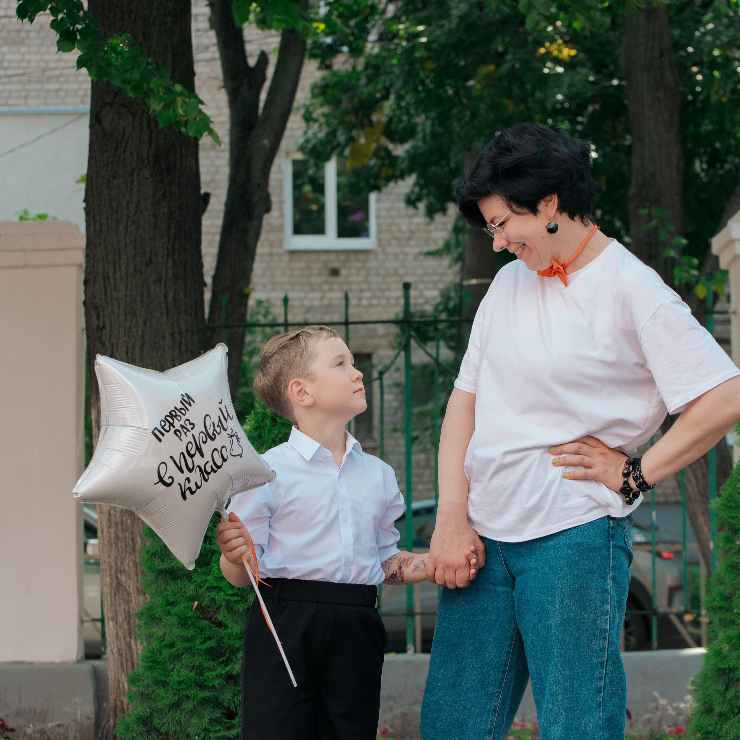 Фотосъемка «Первый звонок» для 1-го класса. Фотограф Валерия Азамат — жизнь в каждом кадре