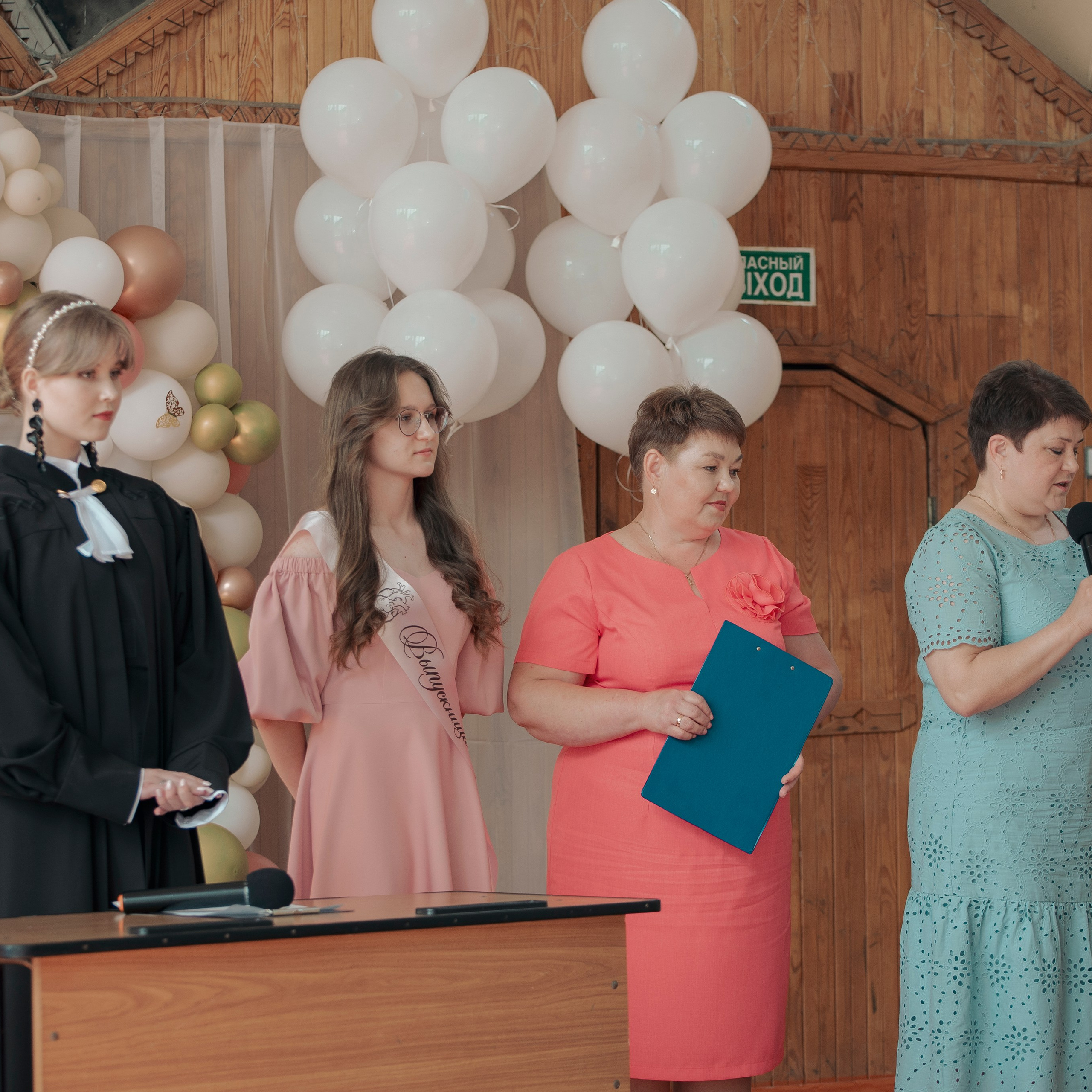 Выпускной 9 класс. Фотограф Валерия Азамат — жизнь в каждом кадре