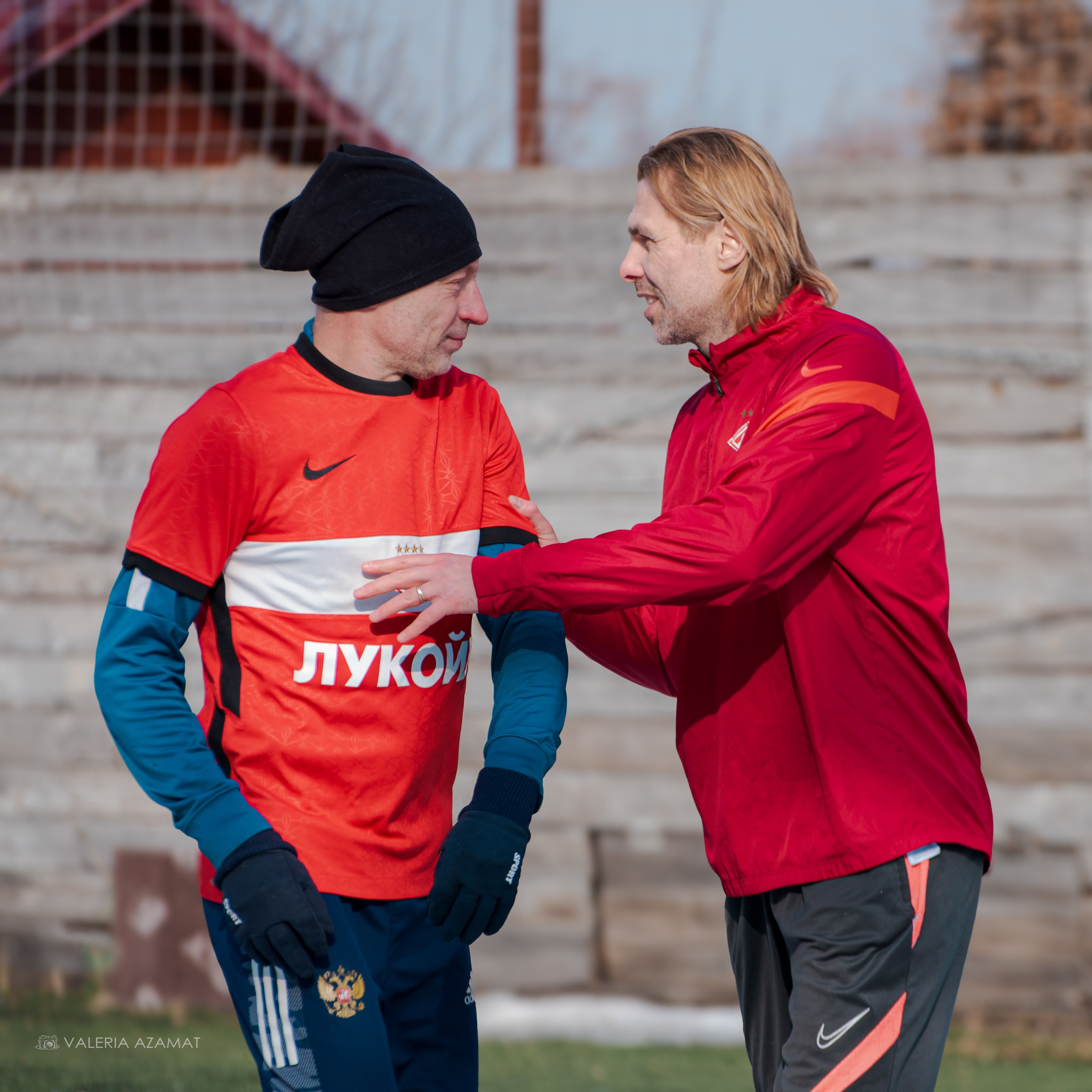 Товарищеский матч с ветеранами московского «Спартака» и «Динамо». Фотограф Валерия Азамат — жизнь в каждом кадре