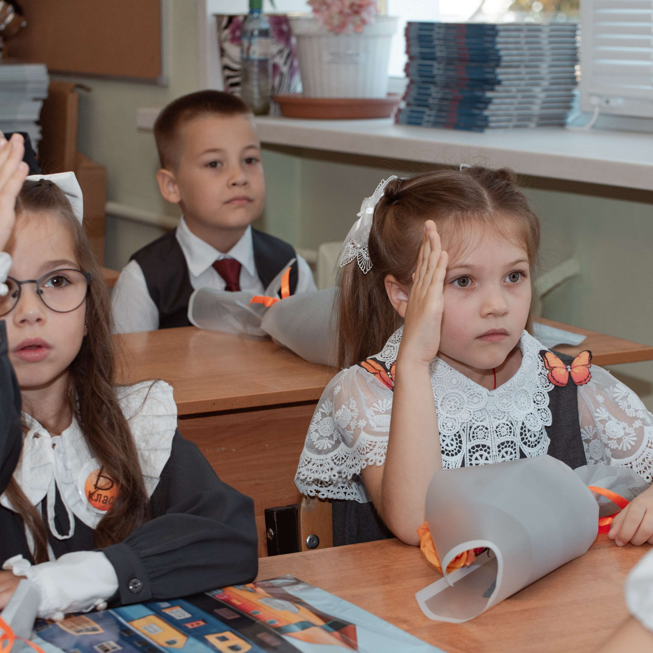Фотосъемка «Первый звонок» для 1-го класса. Фотограф Валерия Азамат — жизнь в каждом кадре